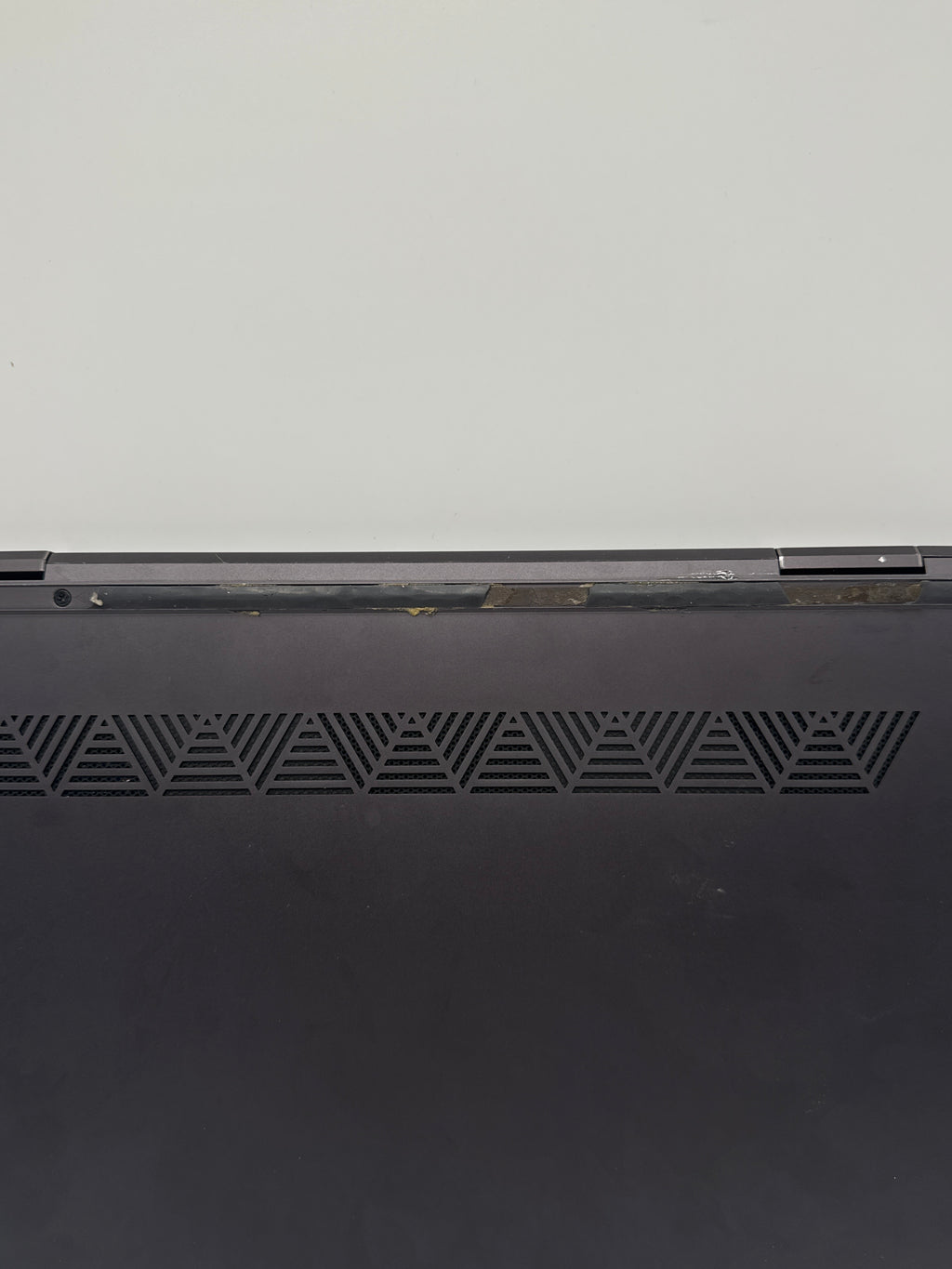 HP Envy X360 15m-ds0011dx Ryzen 5 3500U 8GB RAM 256GB SSD - For Parts
