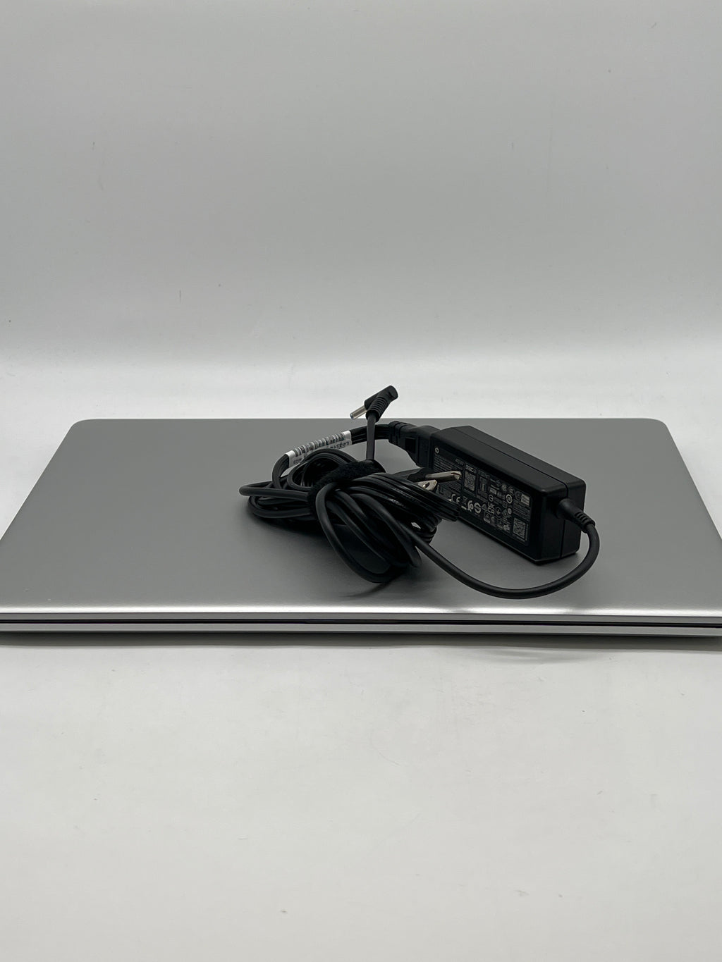 HP Laptop 15-dy5xxx i7-1225u 16GB RAM 512GB SSD Touch - Used
