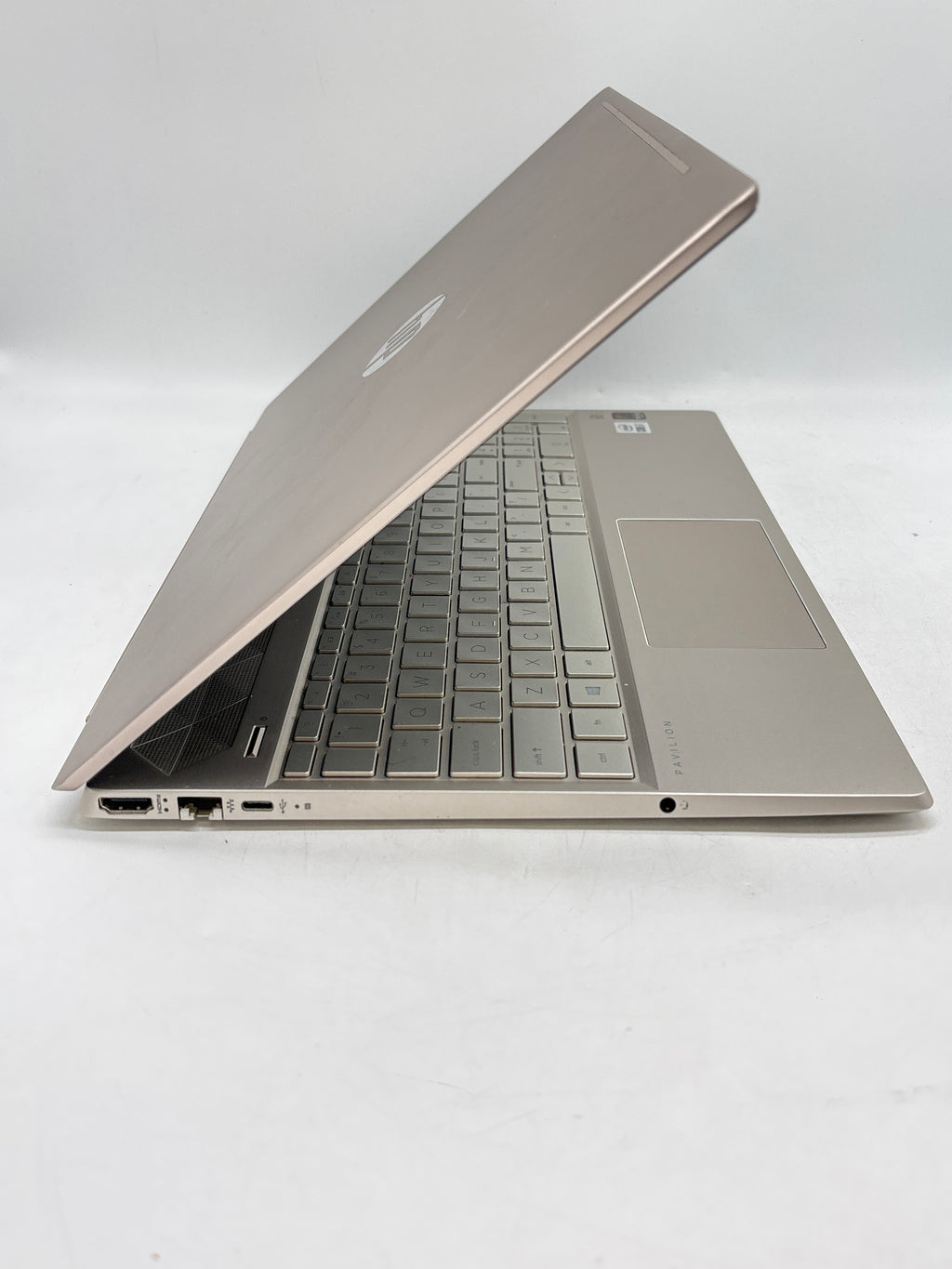 HP Pavilion 15-cs3672cl 15" Core i7-1065G7 8GB RAM 512GB SSD - No OS