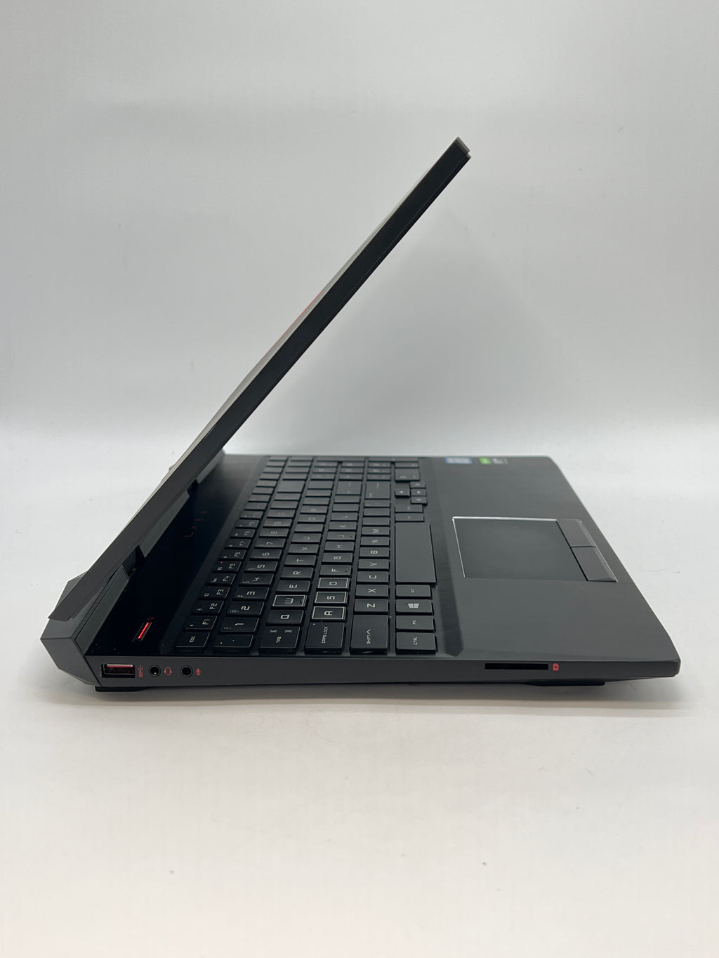 HP OMEN 15 15.6" i7-9750H 16GB RAM 256GB SSD GTX 1660 Ti - Used