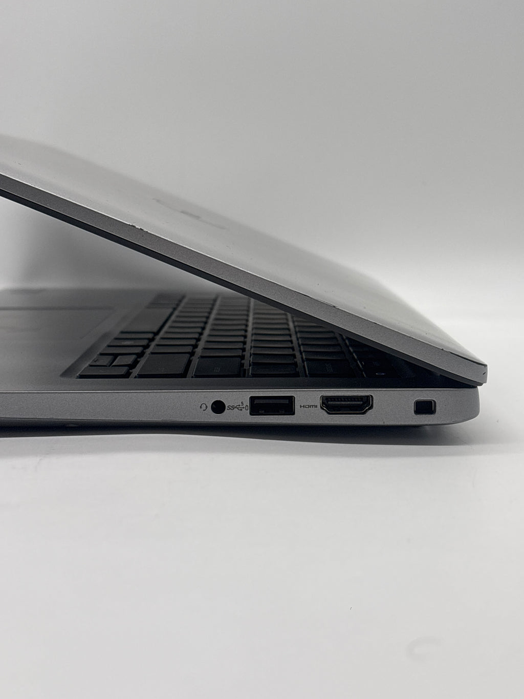 Dell Latitude 5450 Ultra 5 135U 16GB RAM 256GB SSD - For Parts (Read DESC)