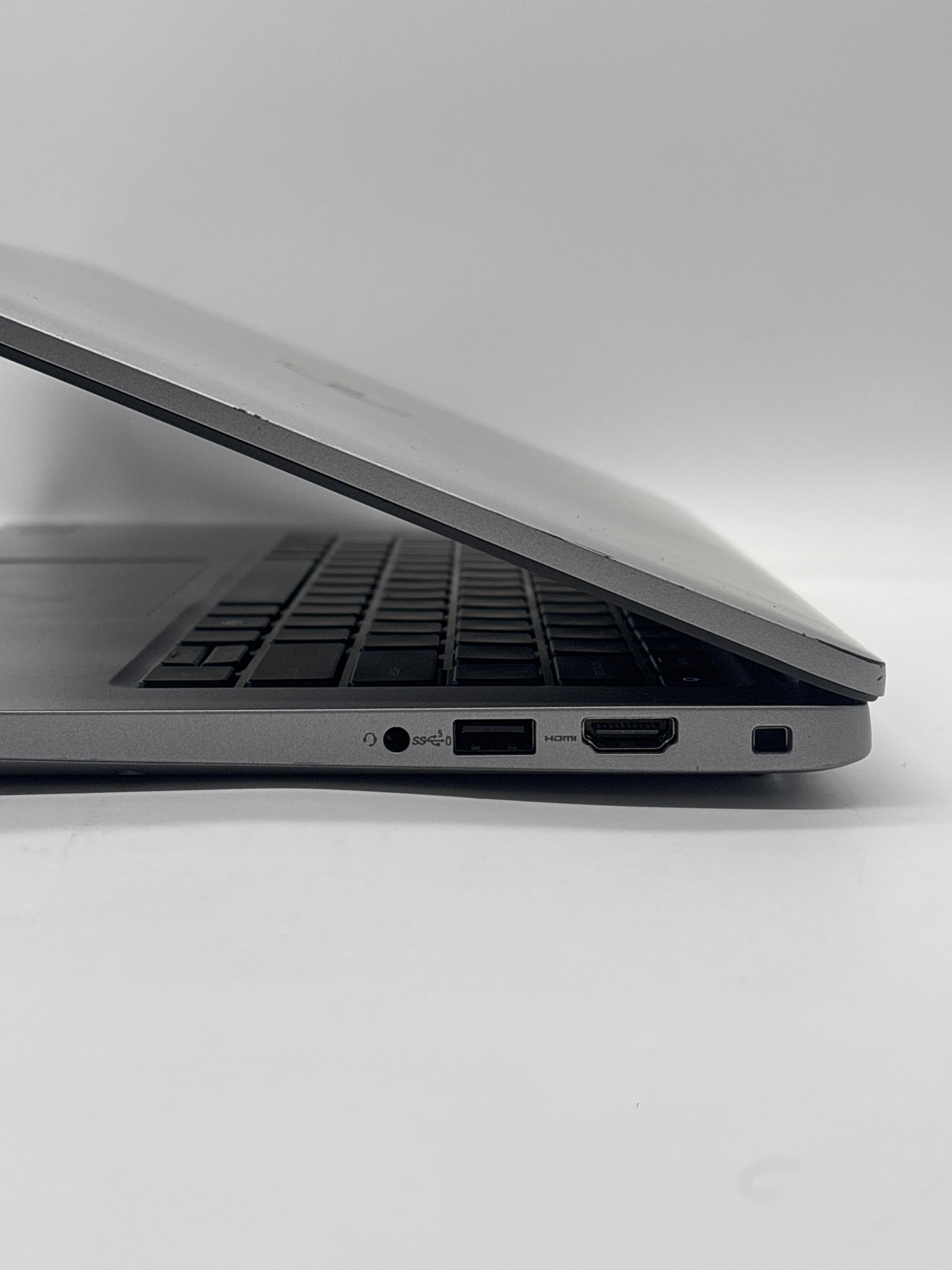 Dell Latitude 5450 Ultra 5 135U 16GB RAM 256GB SSD - For Parts (Read DESC)