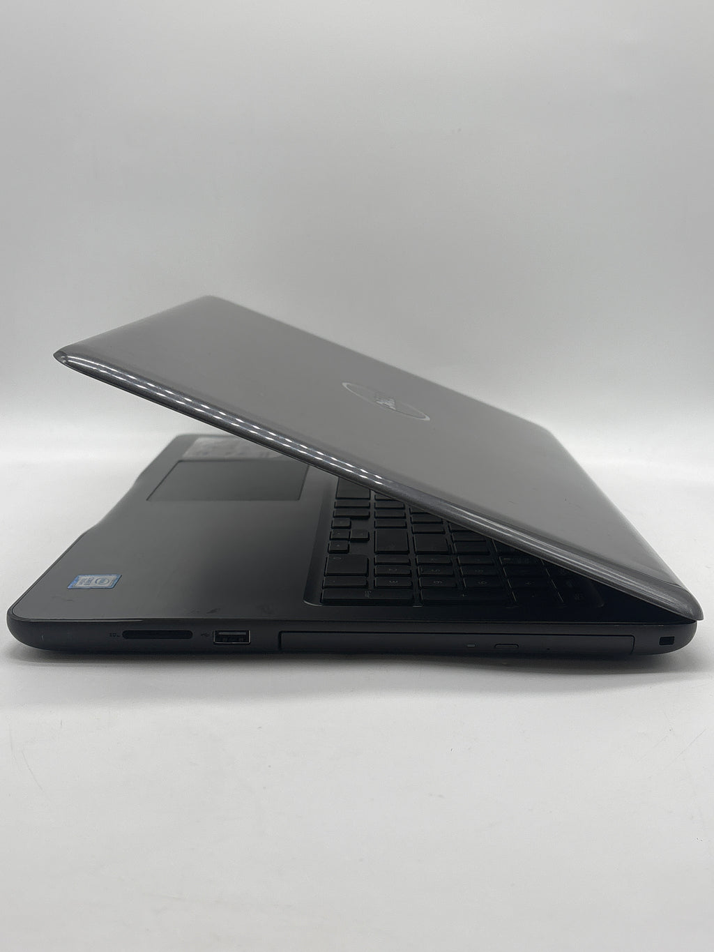 Dell Inspiron 15 5567 i5-7200U 12GB RAM 1TB HDD - Bad HDD