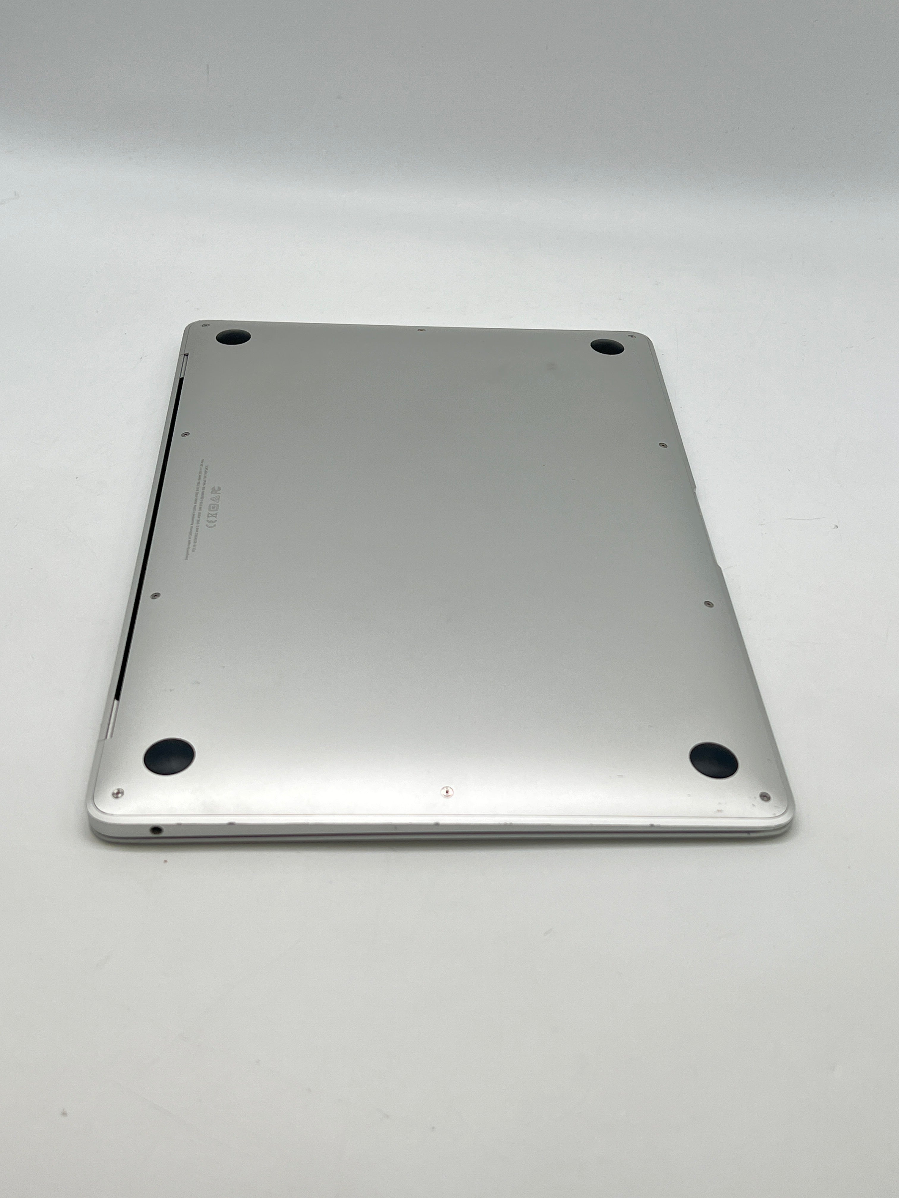 Apple MacBook Air 13" A1932 i5 8GB RAM 128GB SSD - For Parts Cracked Screen