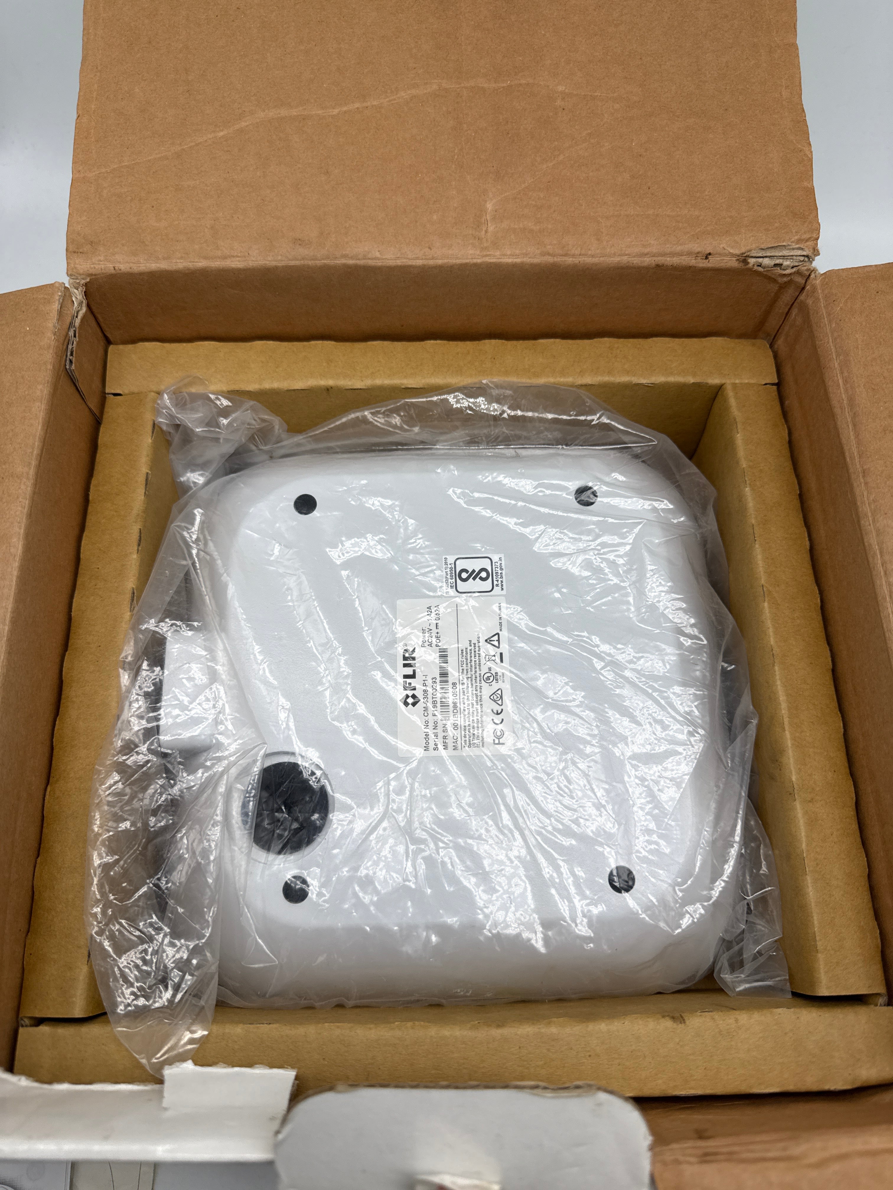 FLIR CM-6308-P1-I Quasar 4x2K HD IP Panoramic Camera - Open Box