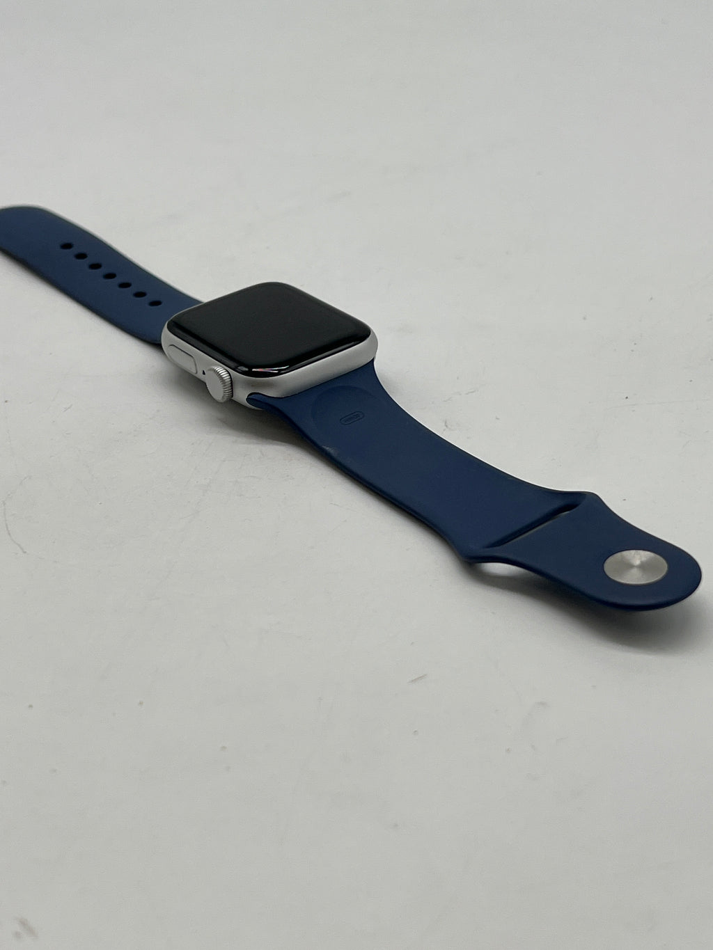Apple Watch SE 2nd Generation 40mm A2722 GPS - Used