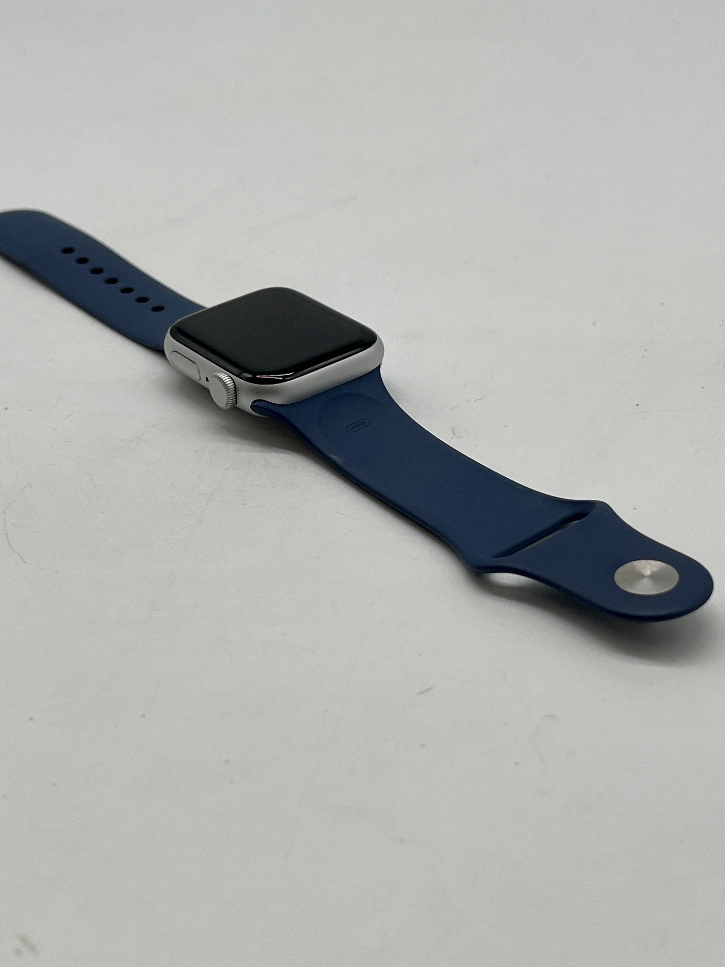 Apple Watch SE 2nd Generation 40mm A2722 GPS - Used
