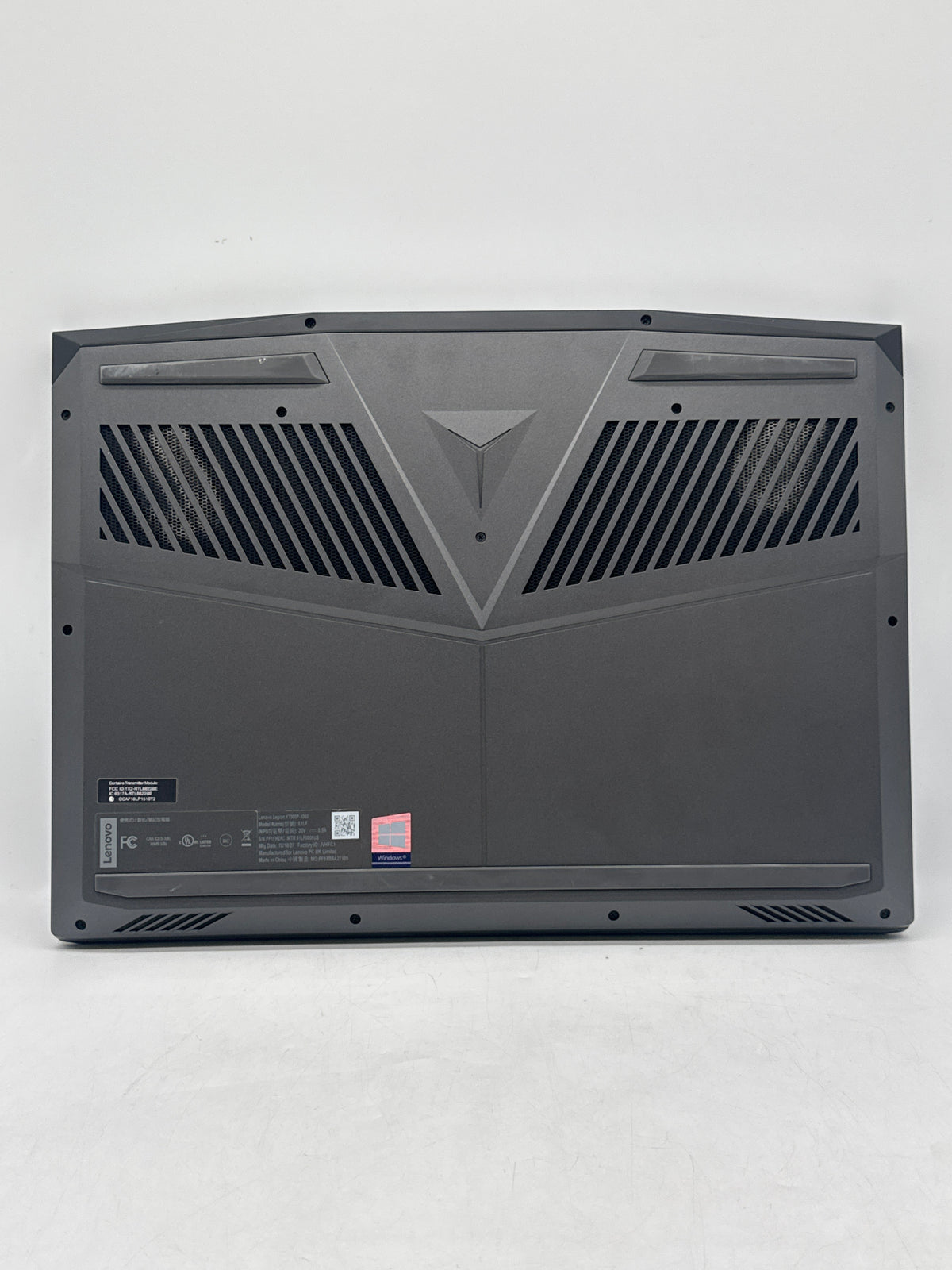 Lenovo Legion Y7000P-1060 i7 8750H 8GB RAM 1TB HDD GTX 1060 - READ