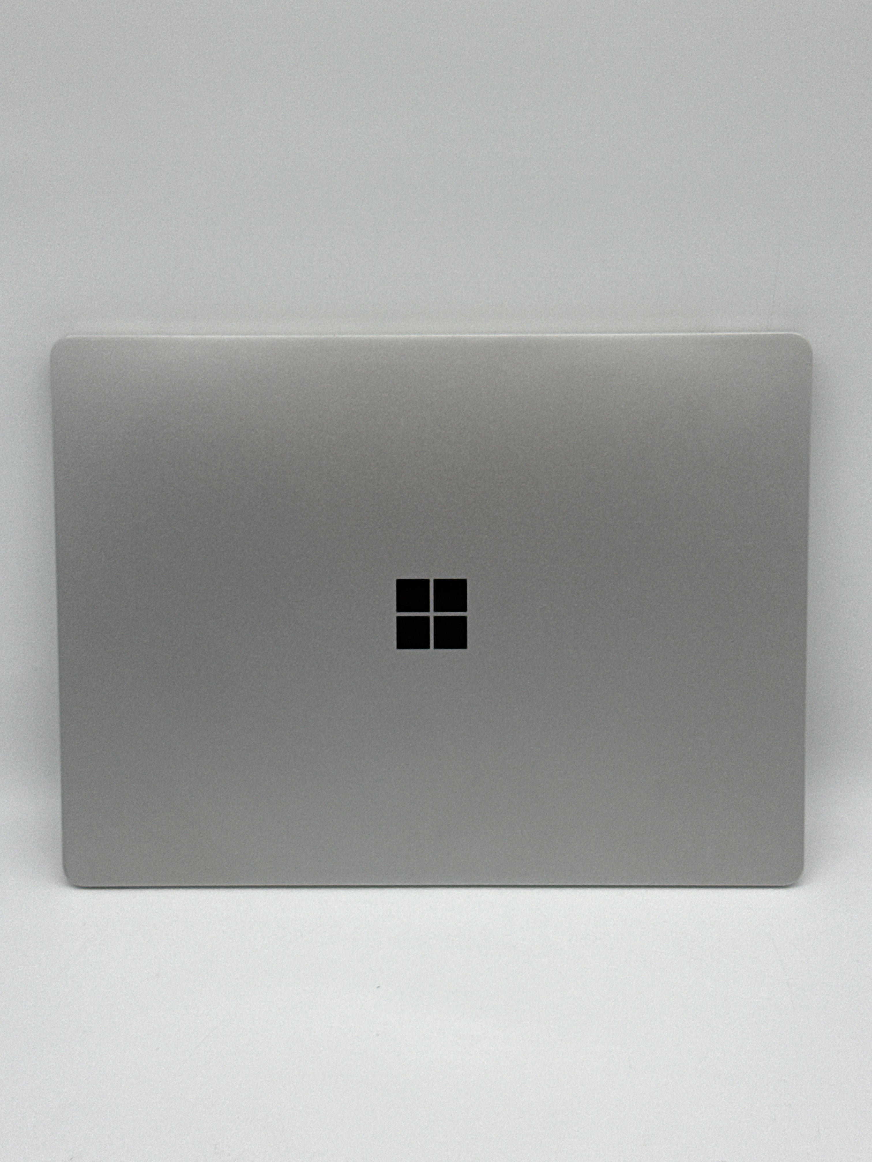Microsoft Surface Laptop Go i5-1035G1 8GB RAM 128GB SSD