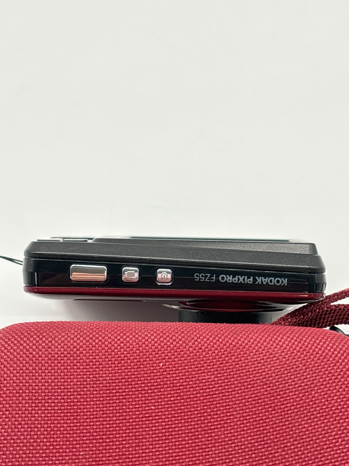 Kodak PixPro FZ55 Digital Camera 5x Wide 28-140mm Zoom - Used