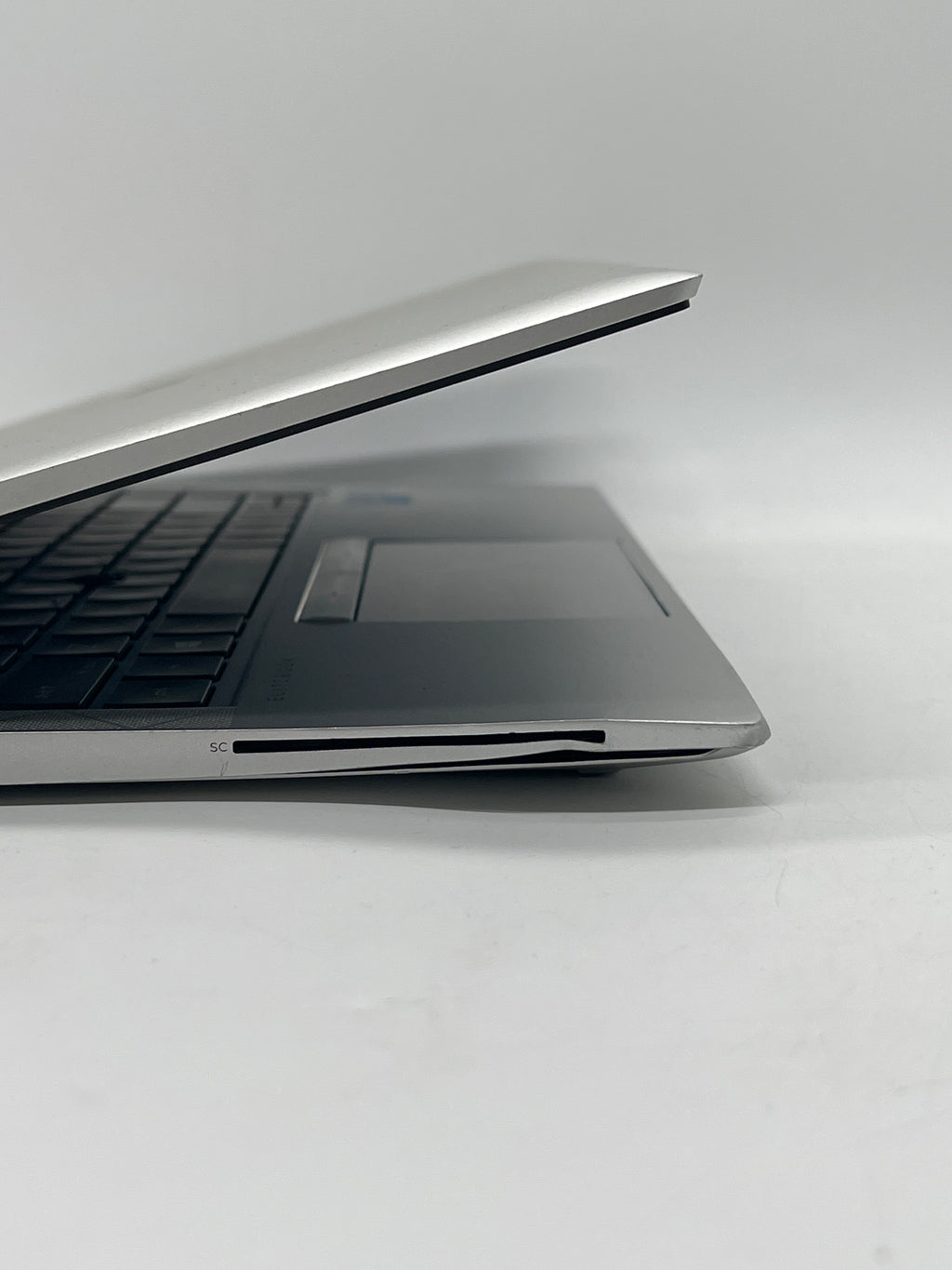 HP Elitebook 840 G8 Touch i5-1135G7 8GB RAM 256GB SSD - Bios Lock/Remotely Managed