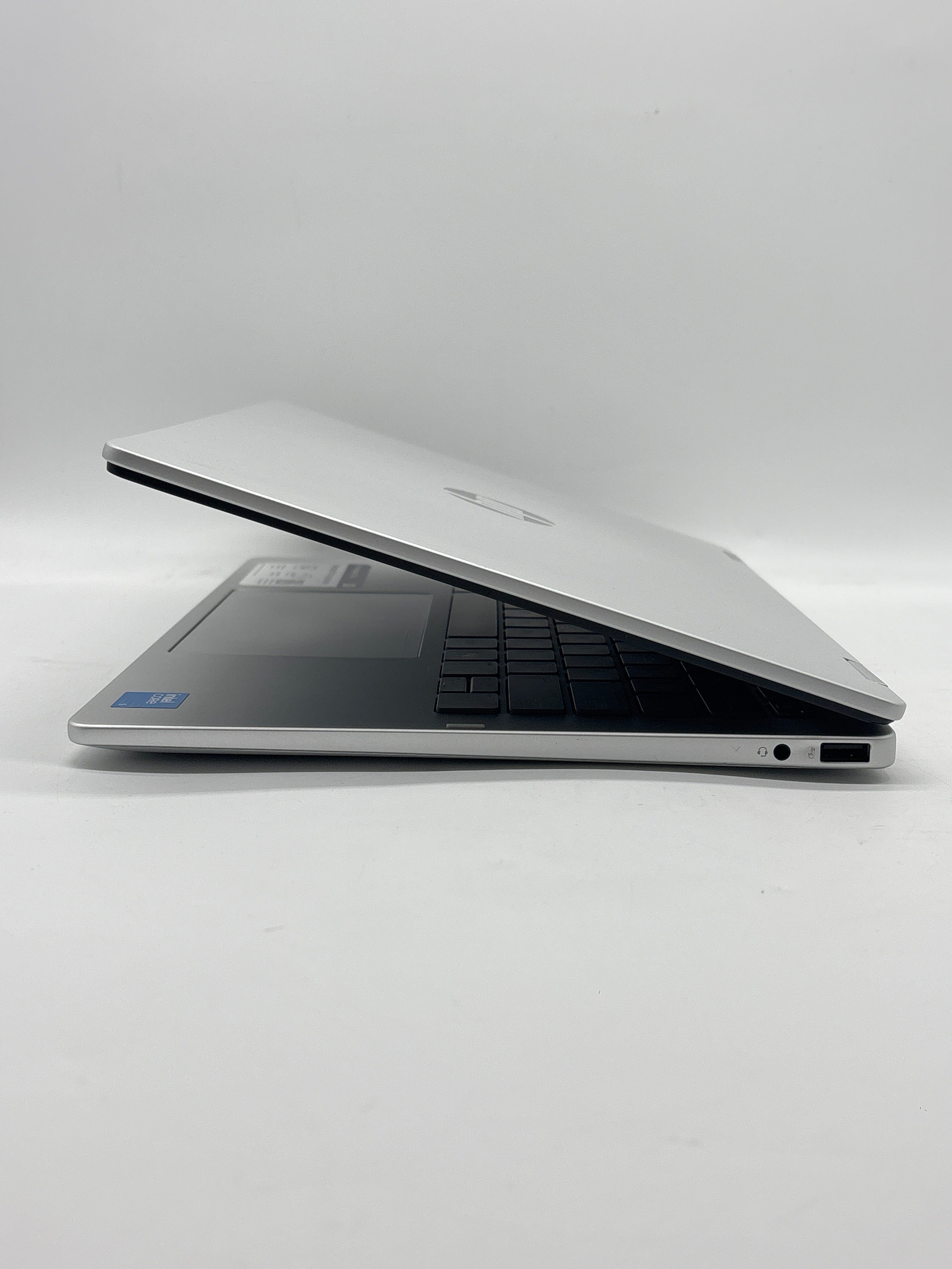 HP OmniBook 5 Flip 14-fp0013dx 2-in-1 Core 5 120U 8GB RAM 512GB SSD Used