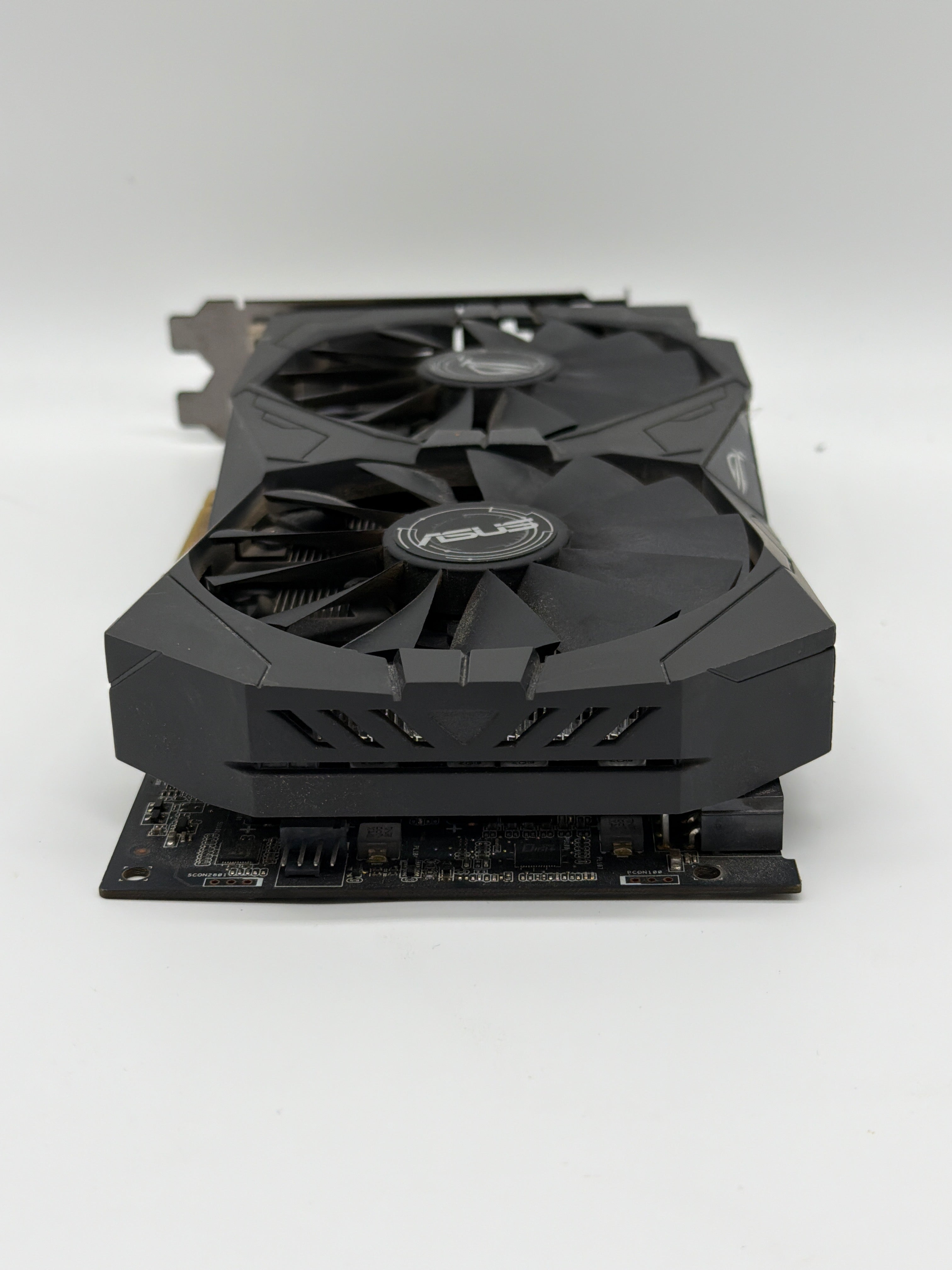 ASUS Radeon RX 570 4GB GDDR5 Graphics Card (ROG-STRIX-RX570-O4G-GAMING) - Used - Black