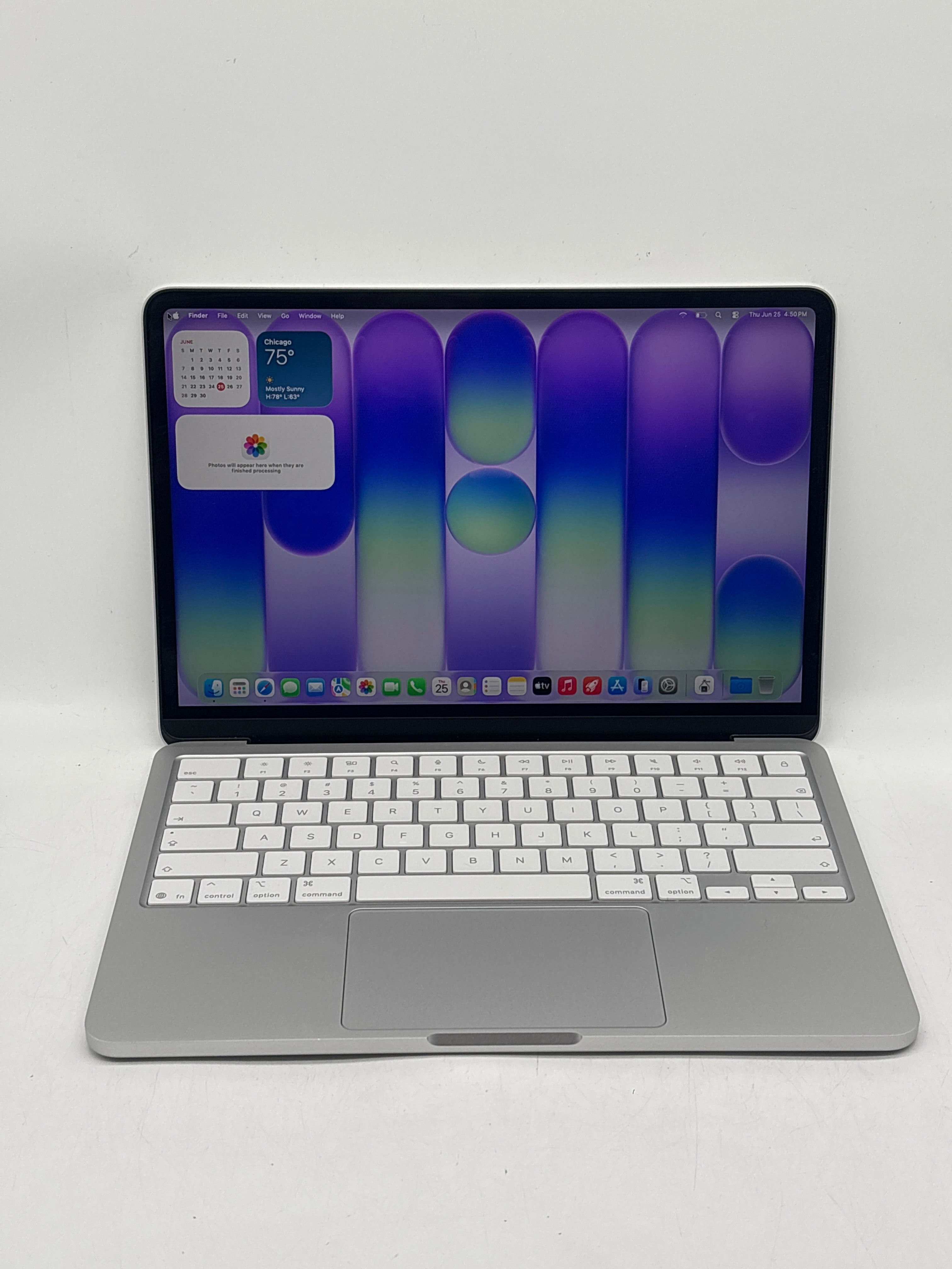 Apple MacBook Neo 13" A3404 A18 Pro 8GB RAM 256GB SSD - Used