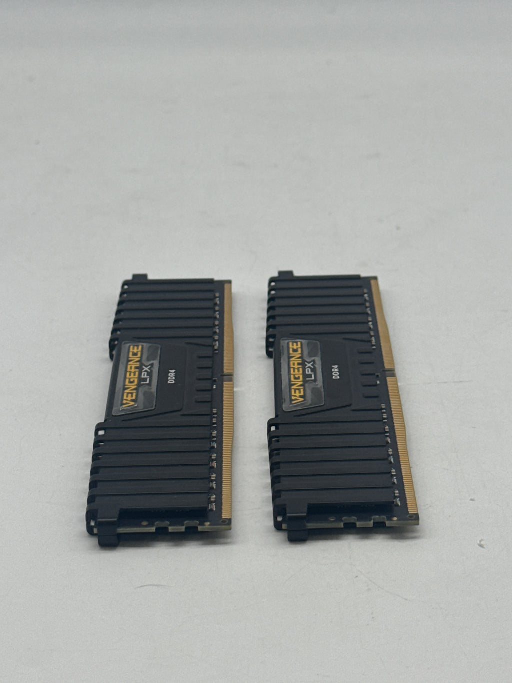 Corsair Vengeance LPX 32GB (2x16GB) DDR4-3200 Desktop RAM - Used