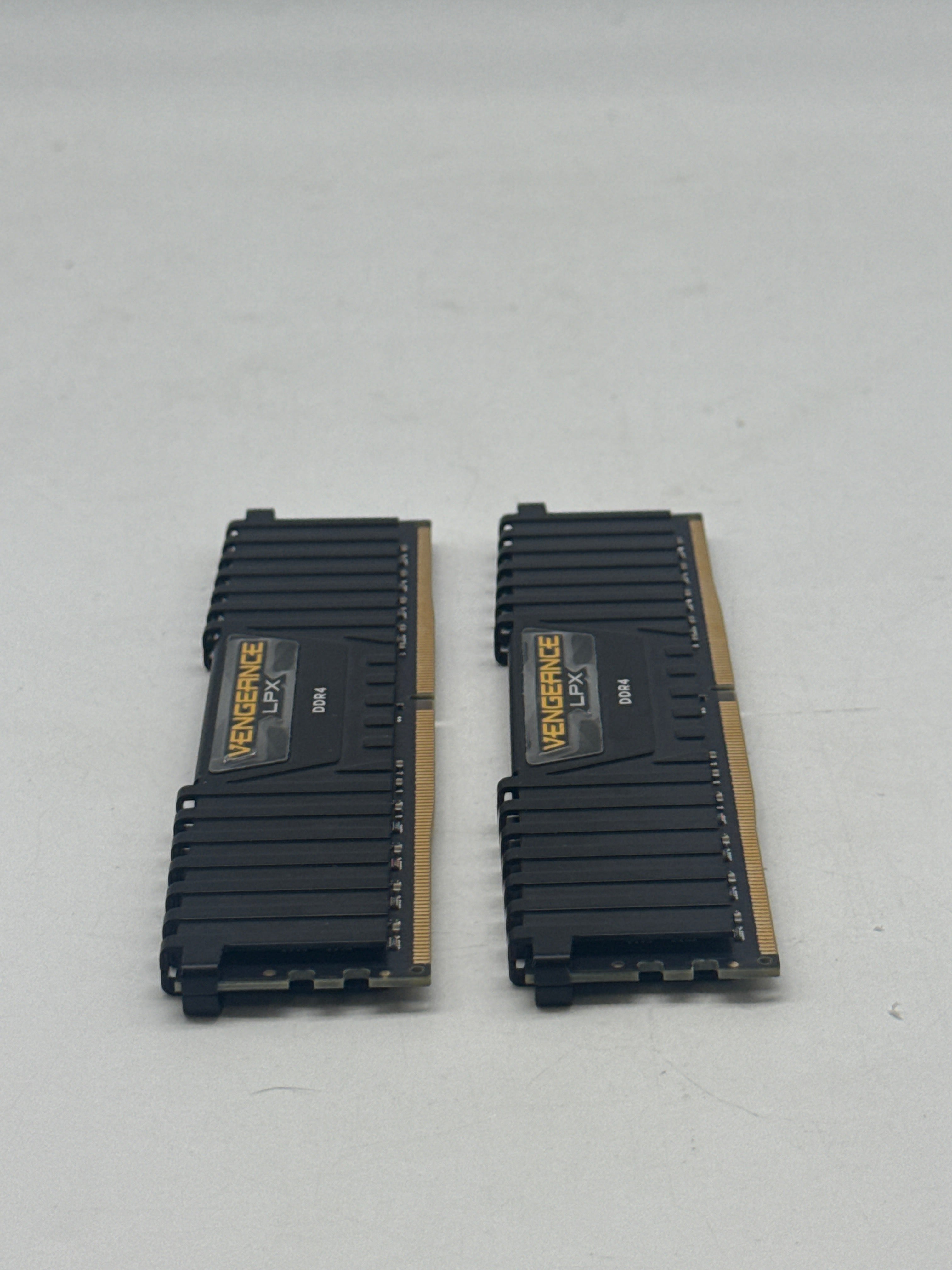 Corsair Vengeance LPX 32GB (2x16GB) DDR4-3200 Desktop RAM - Used