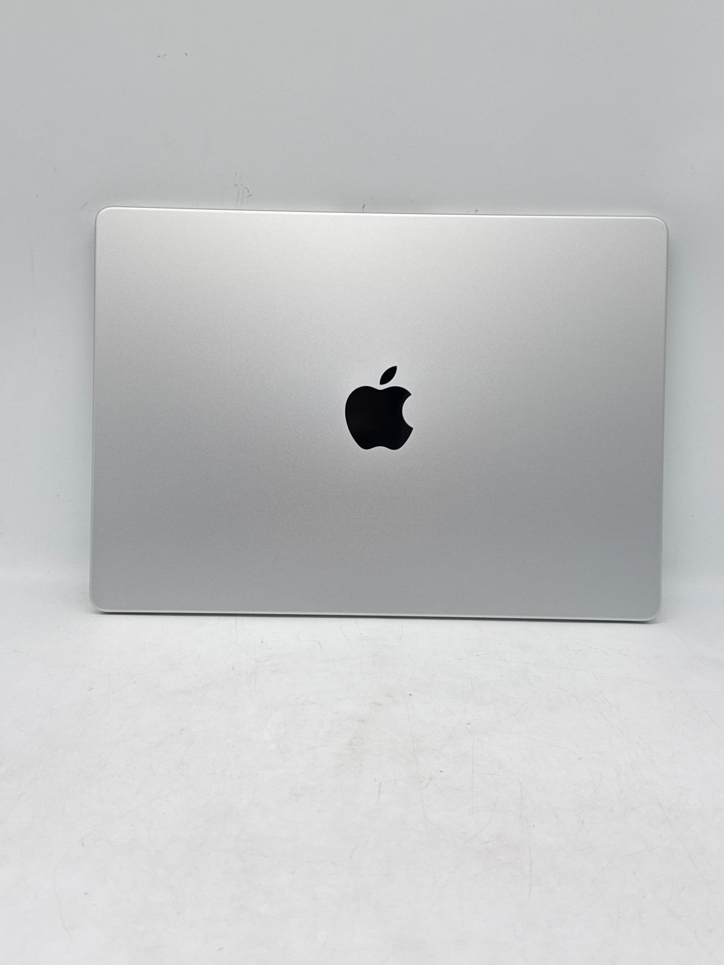Apple MacBook Pro  M5 A3434 16GB RAM 1TB SSD 14.2" - Used