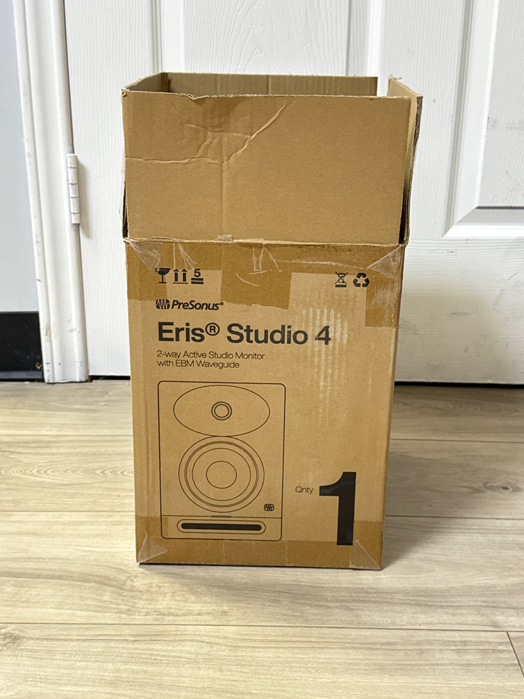 PreSonus Eris Studio 4 Studio Monitor Speaker Black Wired - Open Box