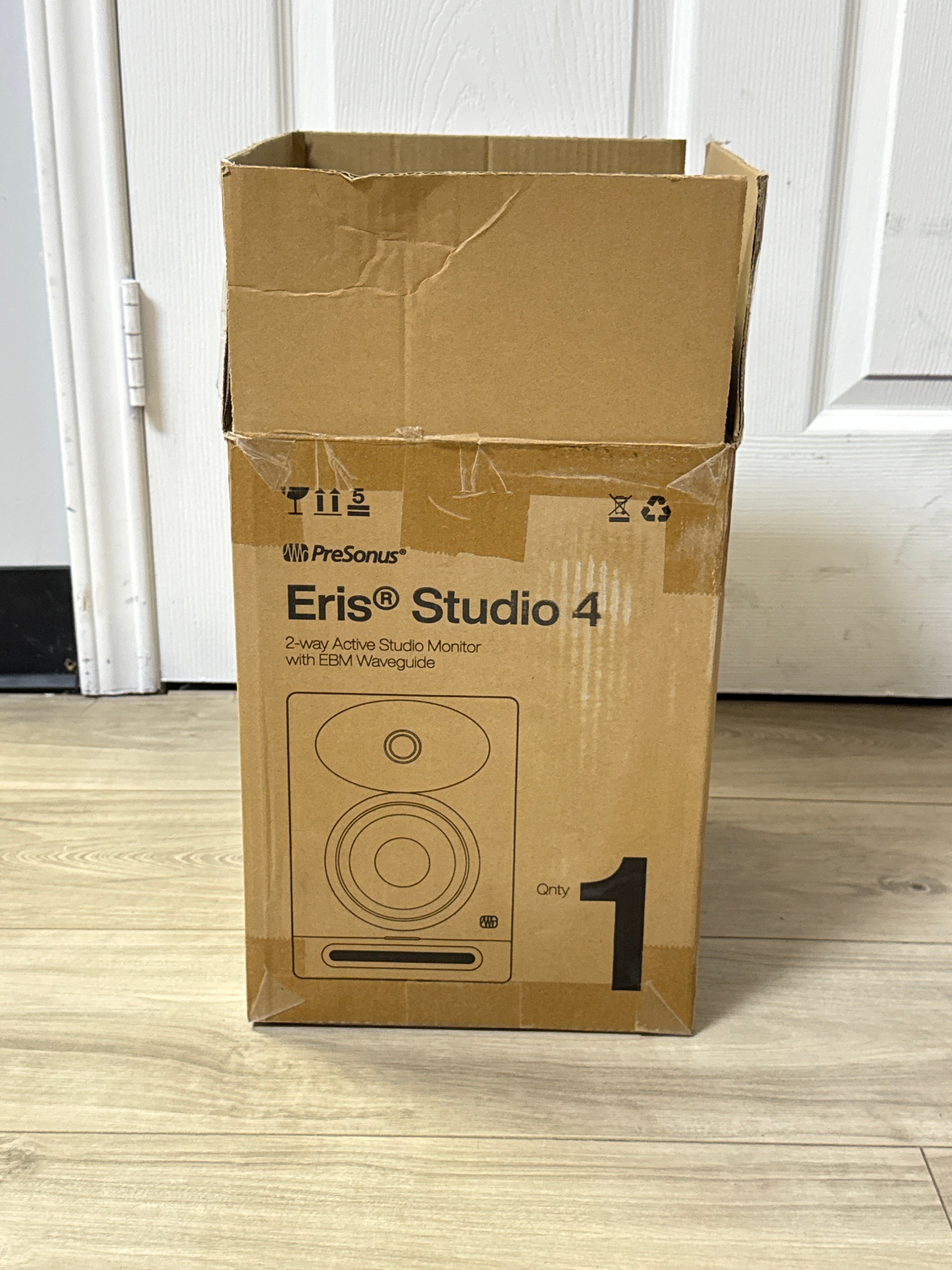 PreSonus Eris Studio 4 Studio Monitor Speaker Black Wired - Open Box