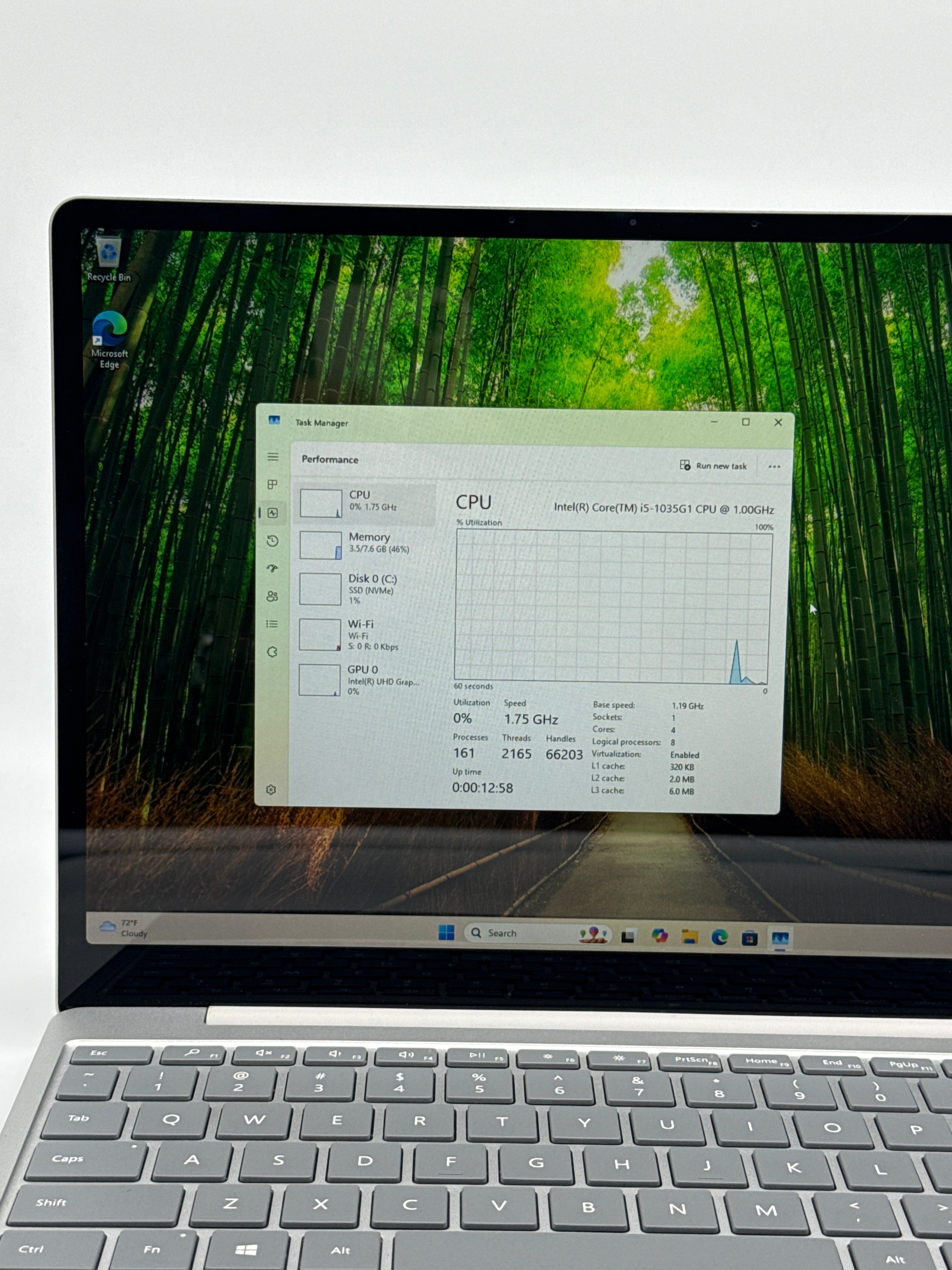 Microsoft Surface Laptop Go i5-1035G1 8GB RAM 128GB SSD