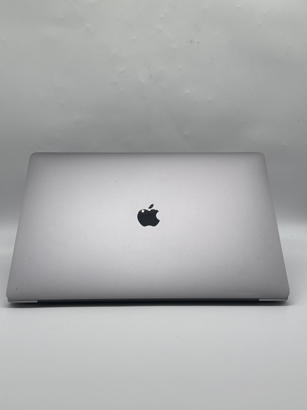 Apple MacBook Pro 16" A2141 2019 Core i7 16GB RAM 1TB SSD Silver - READ