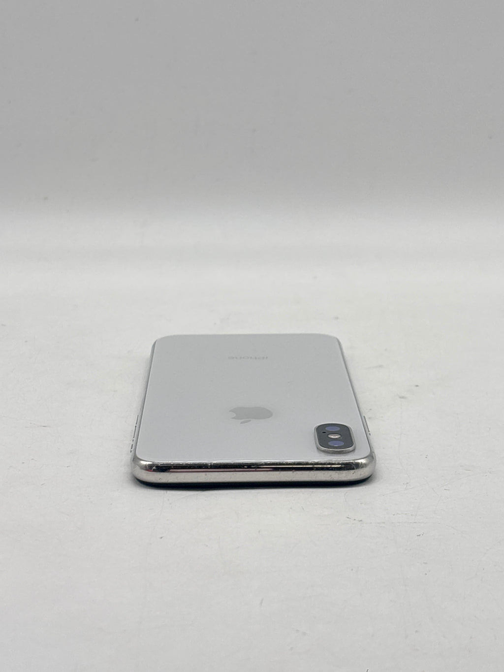 Apple iPhone X 5.8" A1865 256GB AT&T Only Silver - Cracked Camera Lens