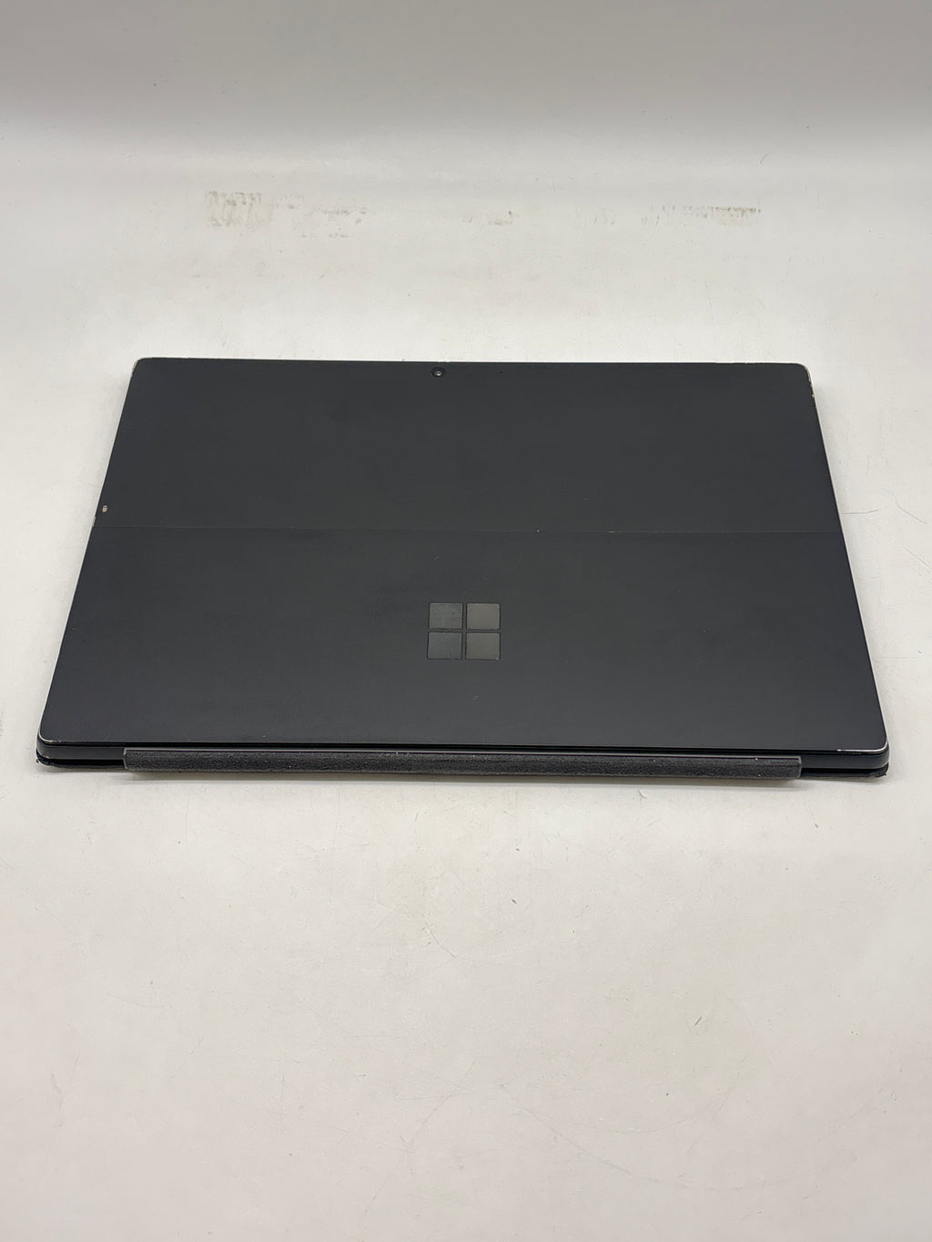 Microsoft Surface Pro 7+ 1960 12.3" Core i7-1165G7 16GB RAM 256GB SSD - Used