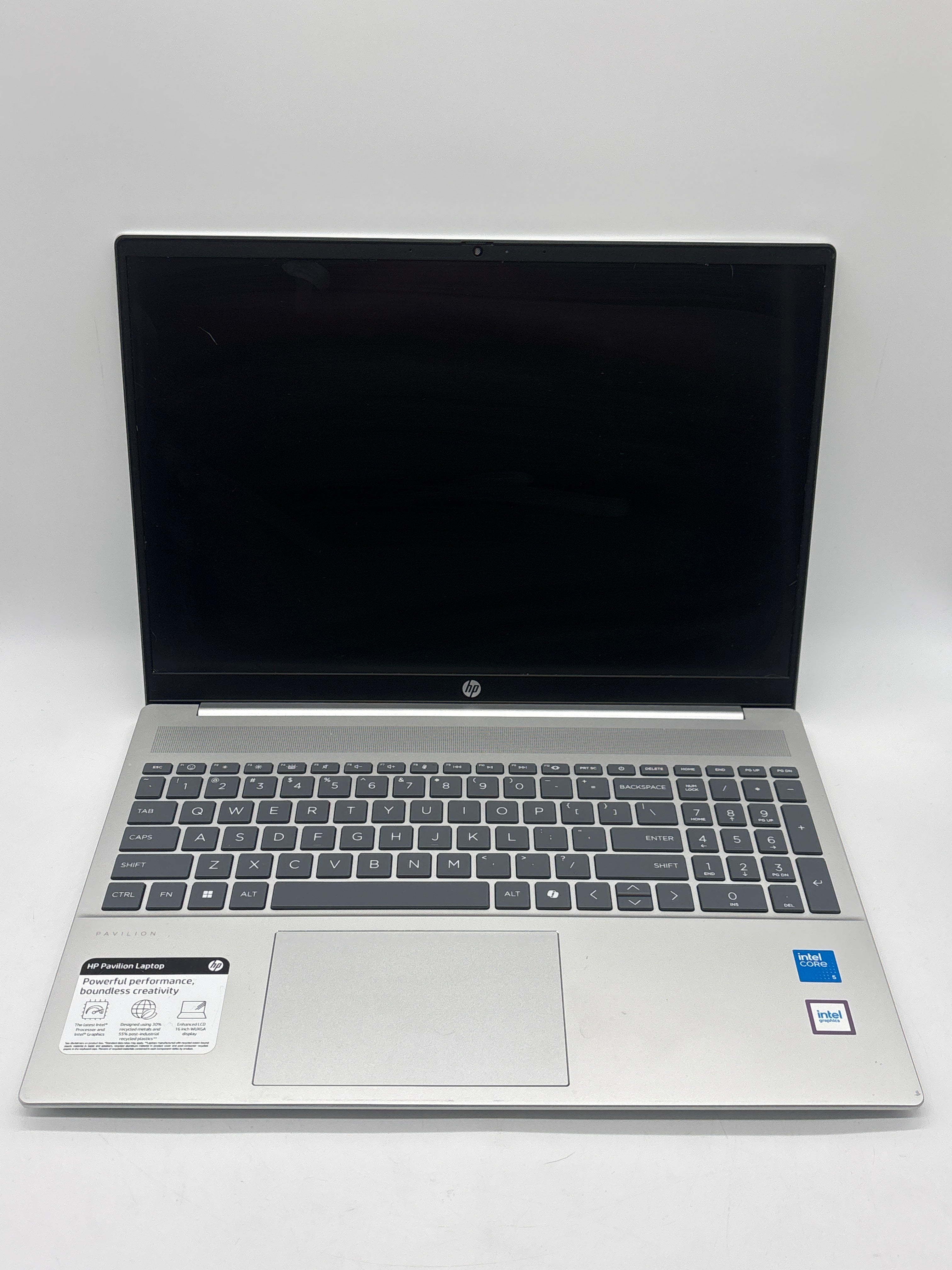 HP Pavilion 16-af0063cl Core 5 120U 16GB RAM 1TB SSD