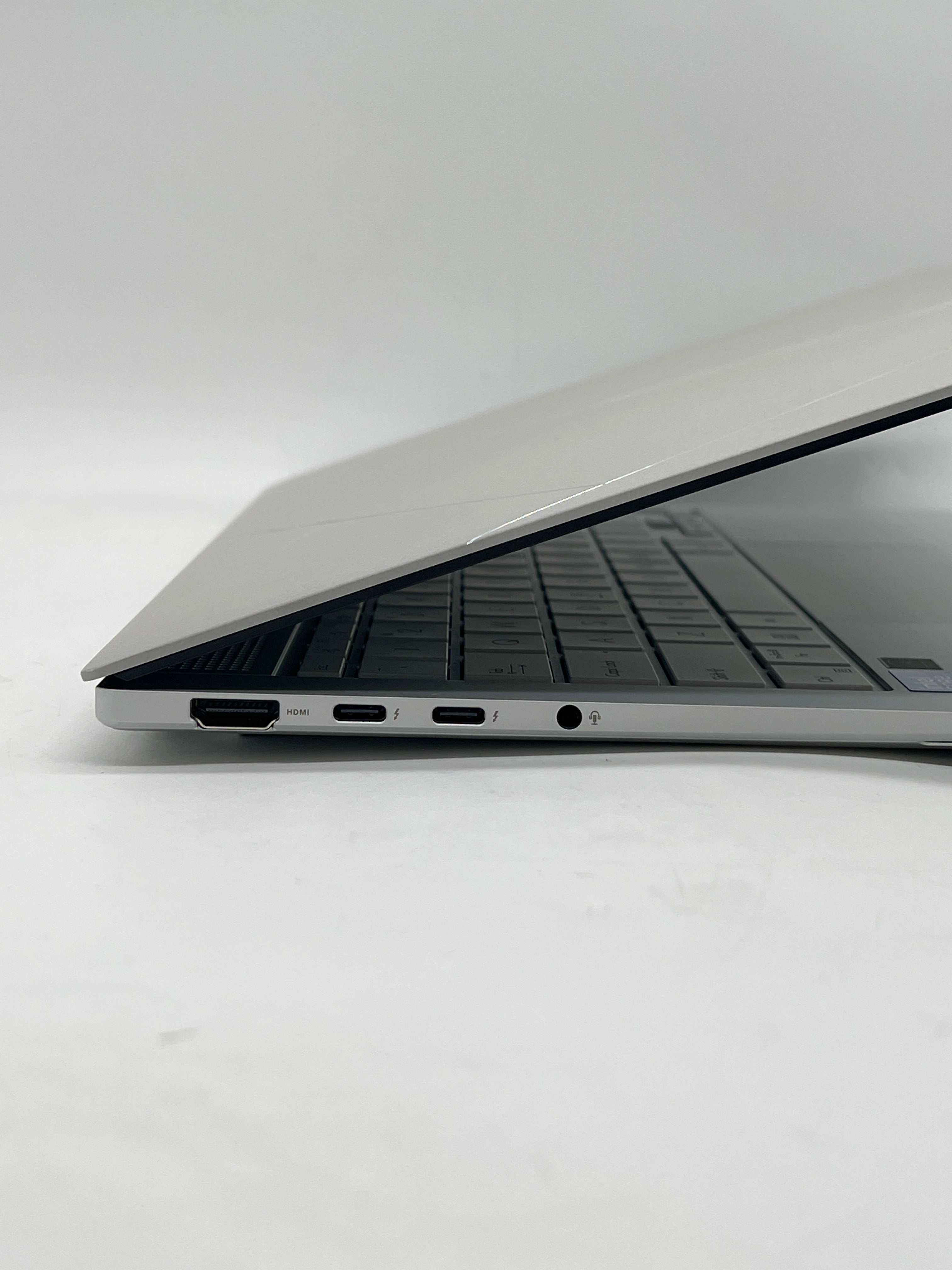 Asus Zenbook S 14 OLED Ultra 7 258V 32GB RAM 1TB SSD