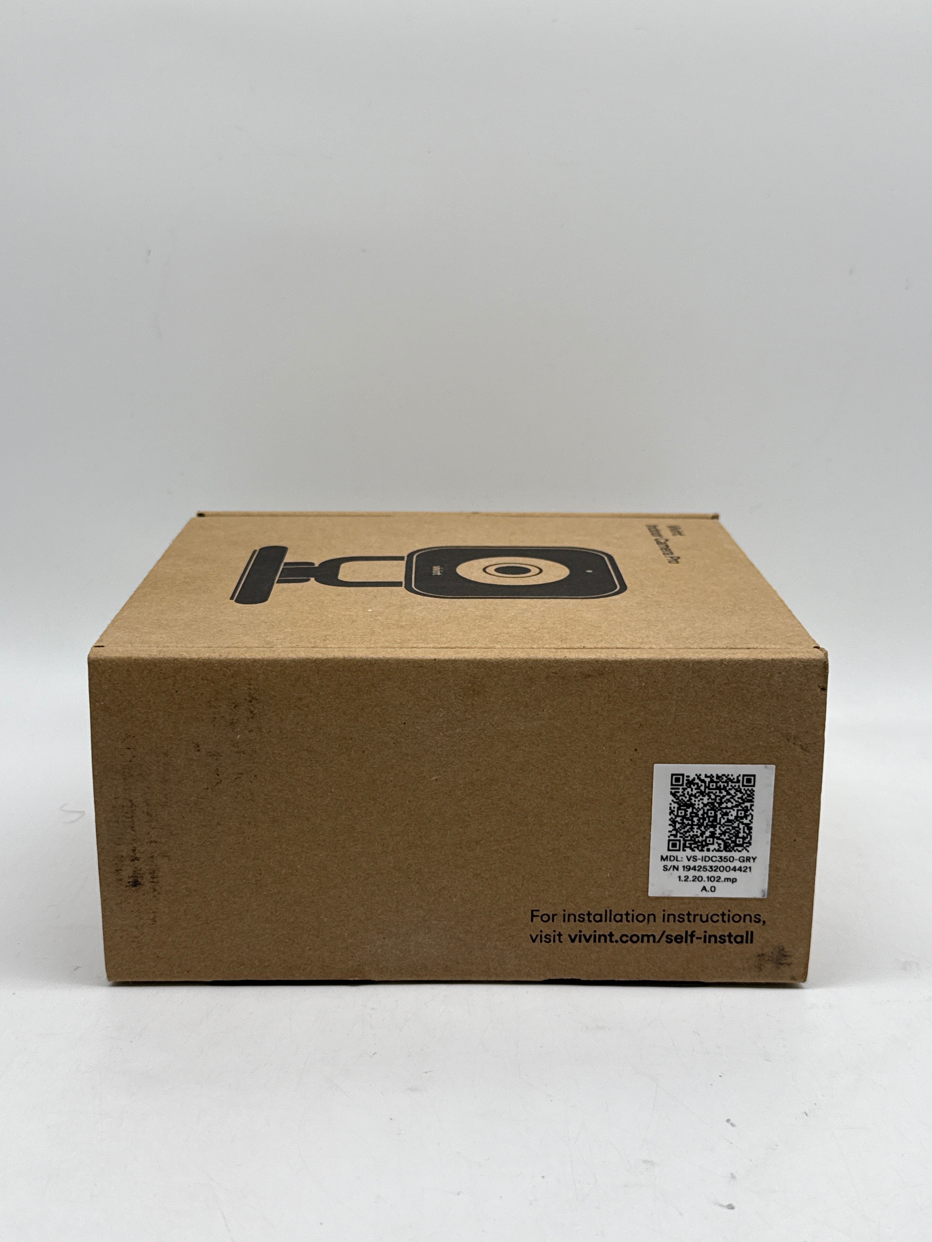 Vivint Indoor Camera Pro Wi-Fi Gray - New