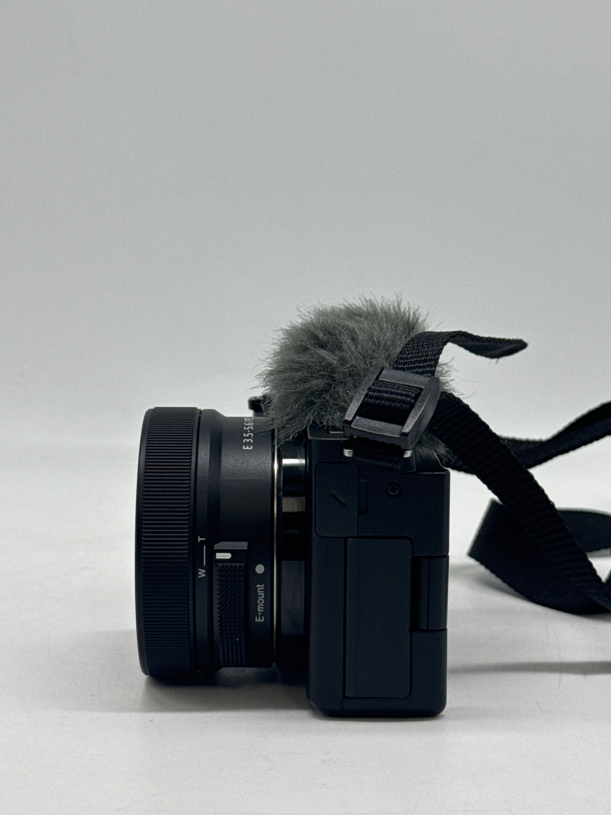 Sony ZV-E10 24MP Mirrorless w/ 16-50mm OSS II Lens Black - Used
