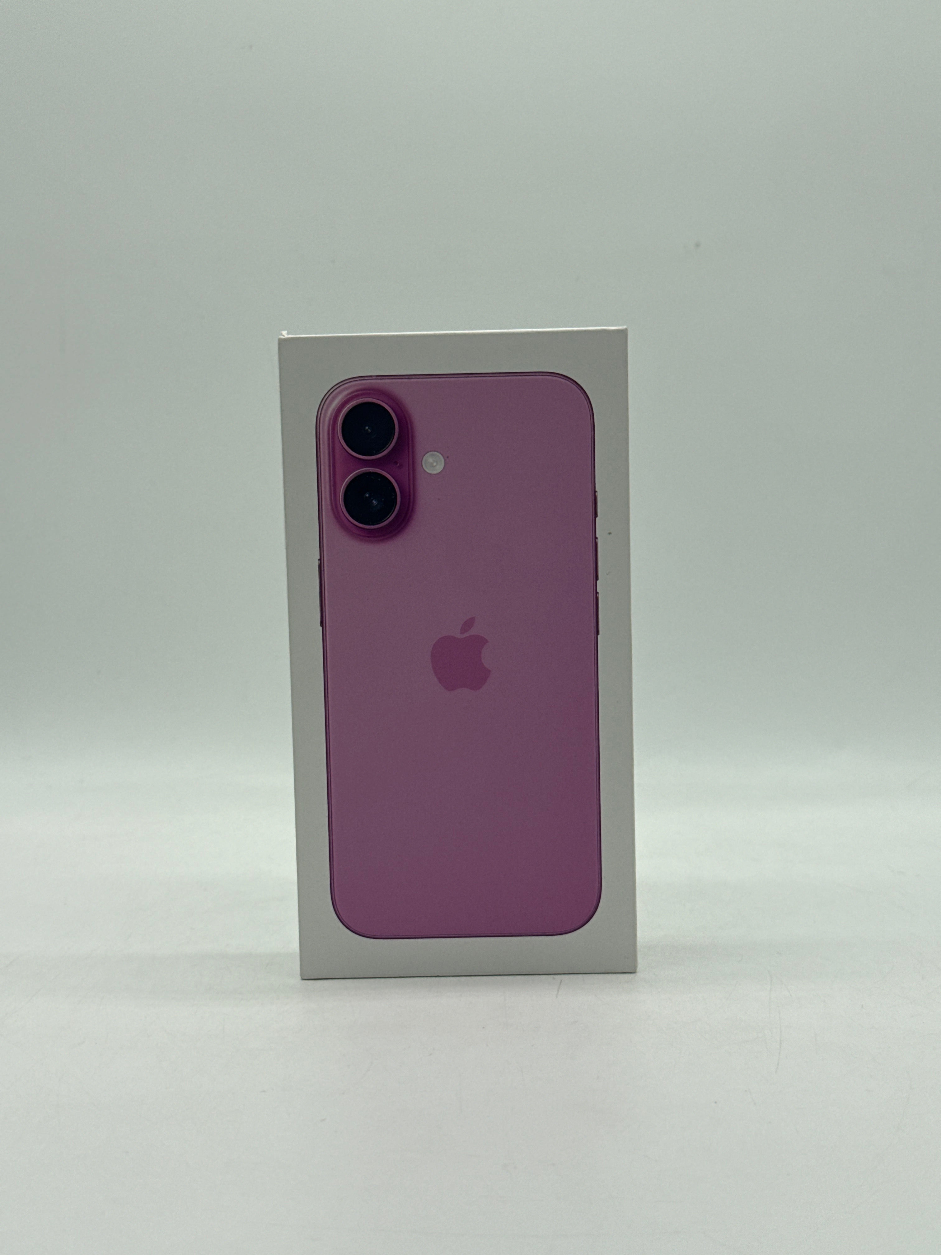 Apple iPhone 16 128GB Pink Unlocked - Used With Box