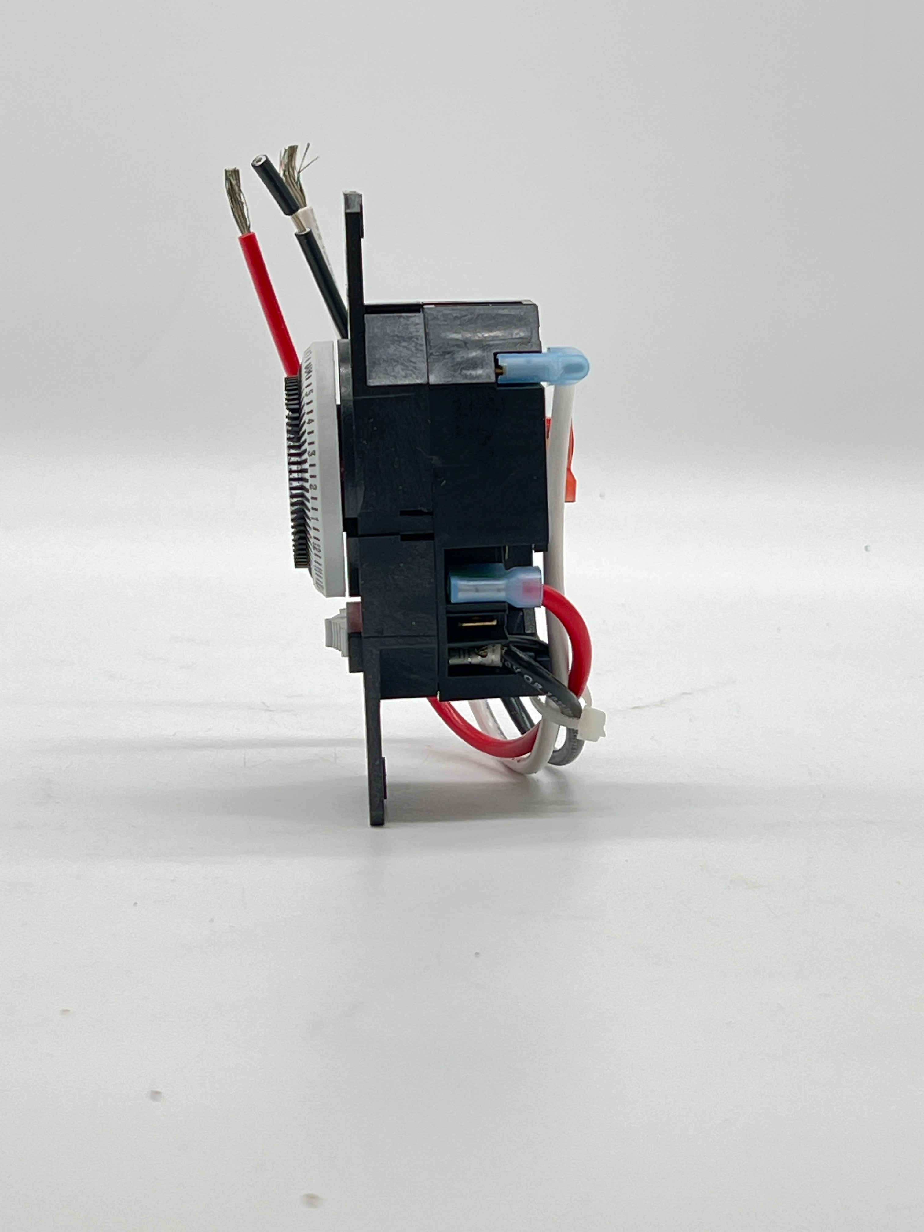 Intermatic IW700K White Timer Wall Switch 1350W Programmable Indoor-Used with box