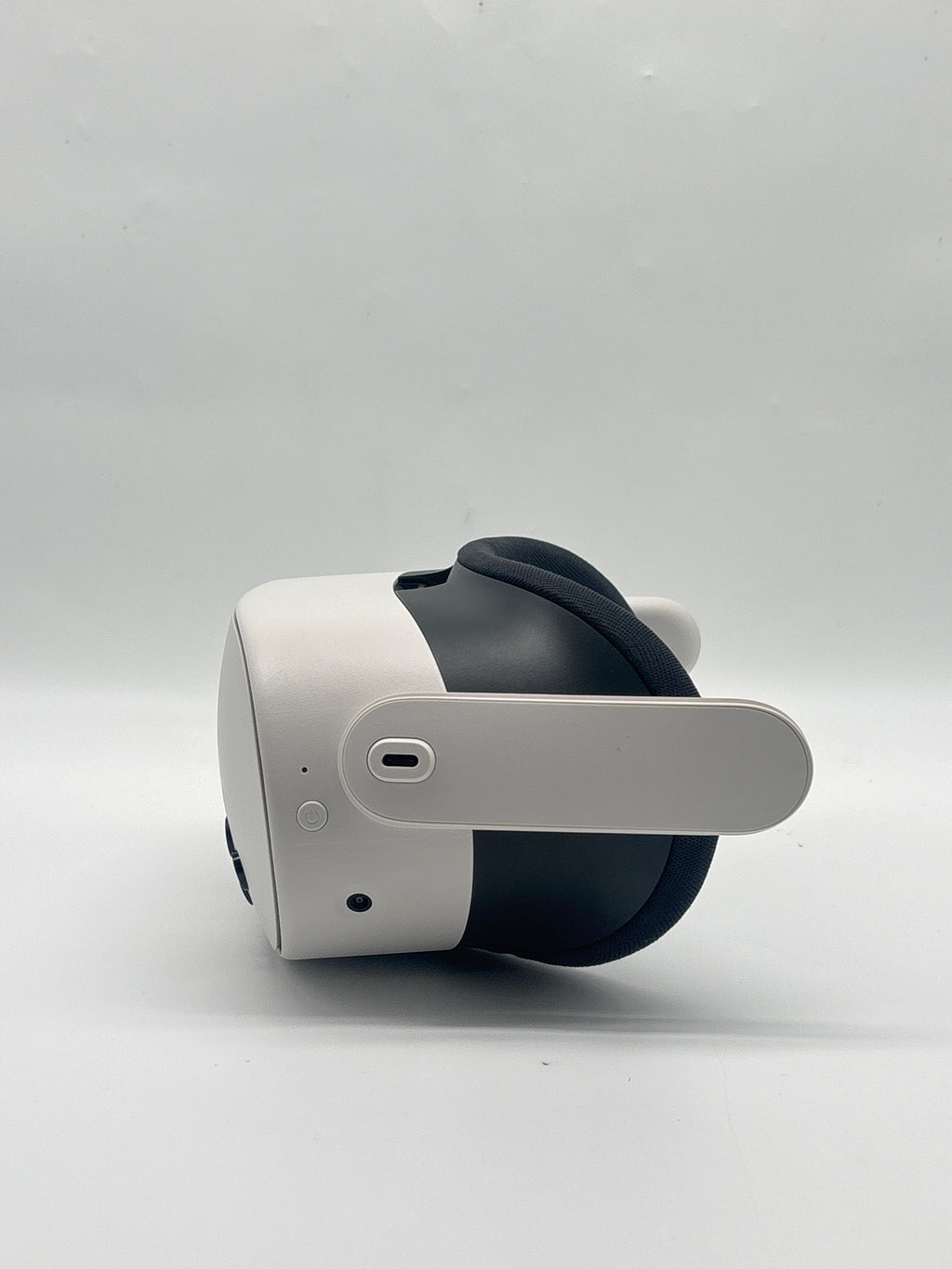 Meta Quest 3S P97 128GB VR Headset with BOBOVR S3 Pro Strap - Used