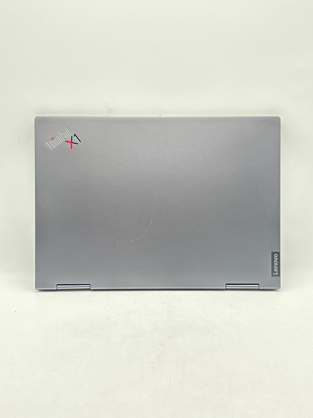 Lenovo ThinkPad X1 Yoga Gen 6 14" Intel Core i7-1185G7 16GB RAM 512GB SSD Gray - Cracked Screen