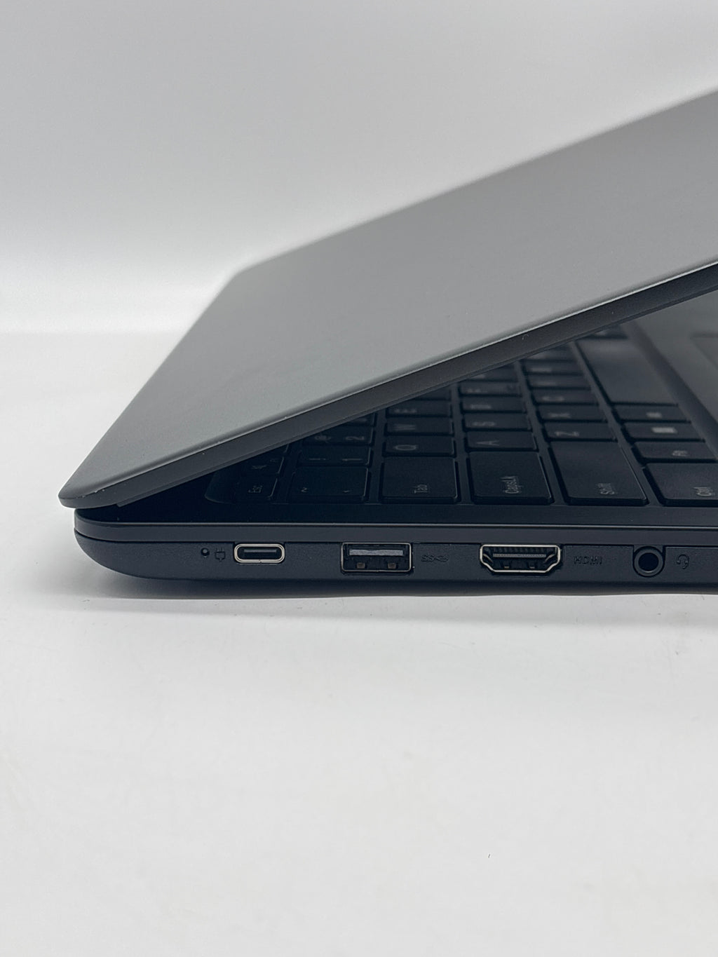 Lenovo 14w Gen 2 AMD 3015e 4GB RAM 128GB SSD