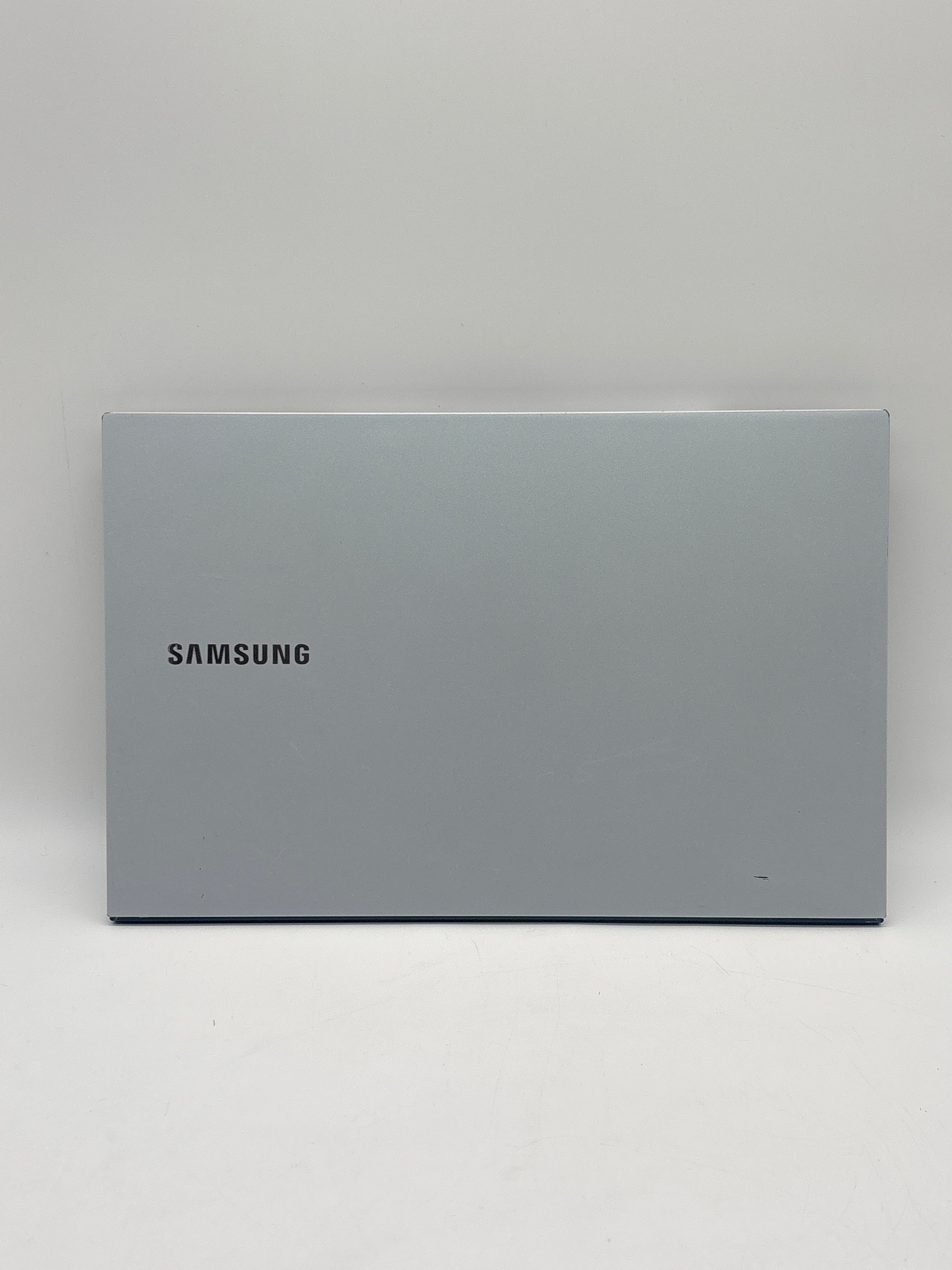 Samsung Galaxy Book NP930XCJ i7-10510U 8GB RAM 512GB SSD - Used