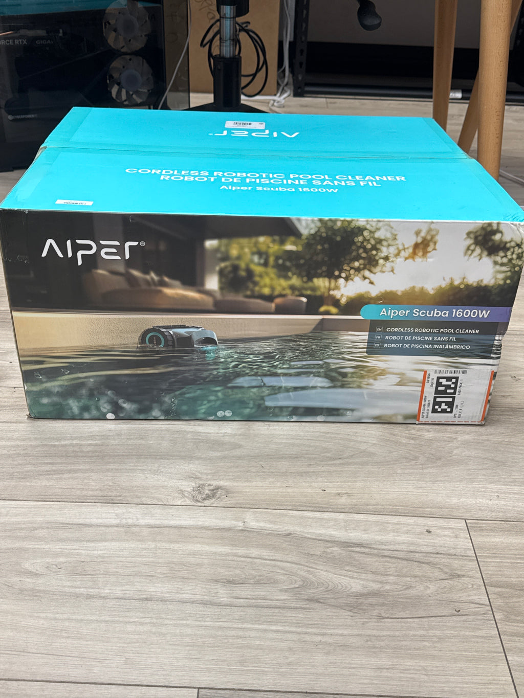 Aiper Scuba 1600W Robotic Pool Cleaner - New in Box