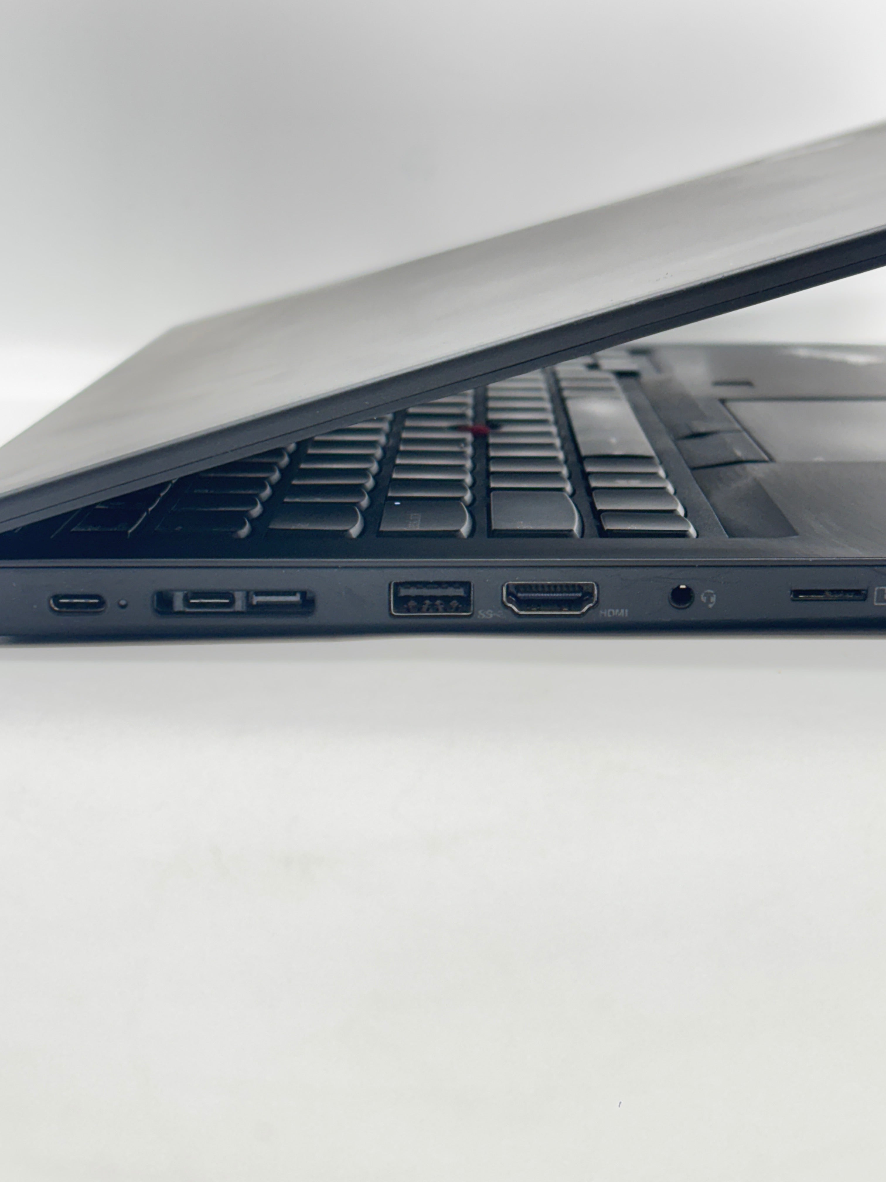 Lenovo ThinkPad T14 Gen 1 AMD Ryzen 5 Pro 4650U 8GB SSD 256GB