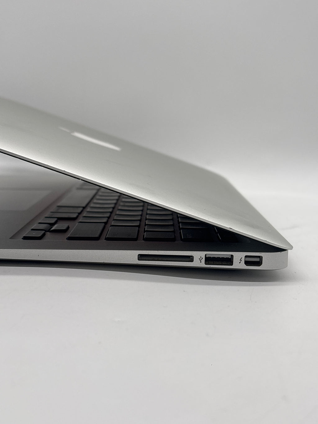 Apple MacBook Air 13" A1466 2017 i5 8GB RAM 128GB SSD