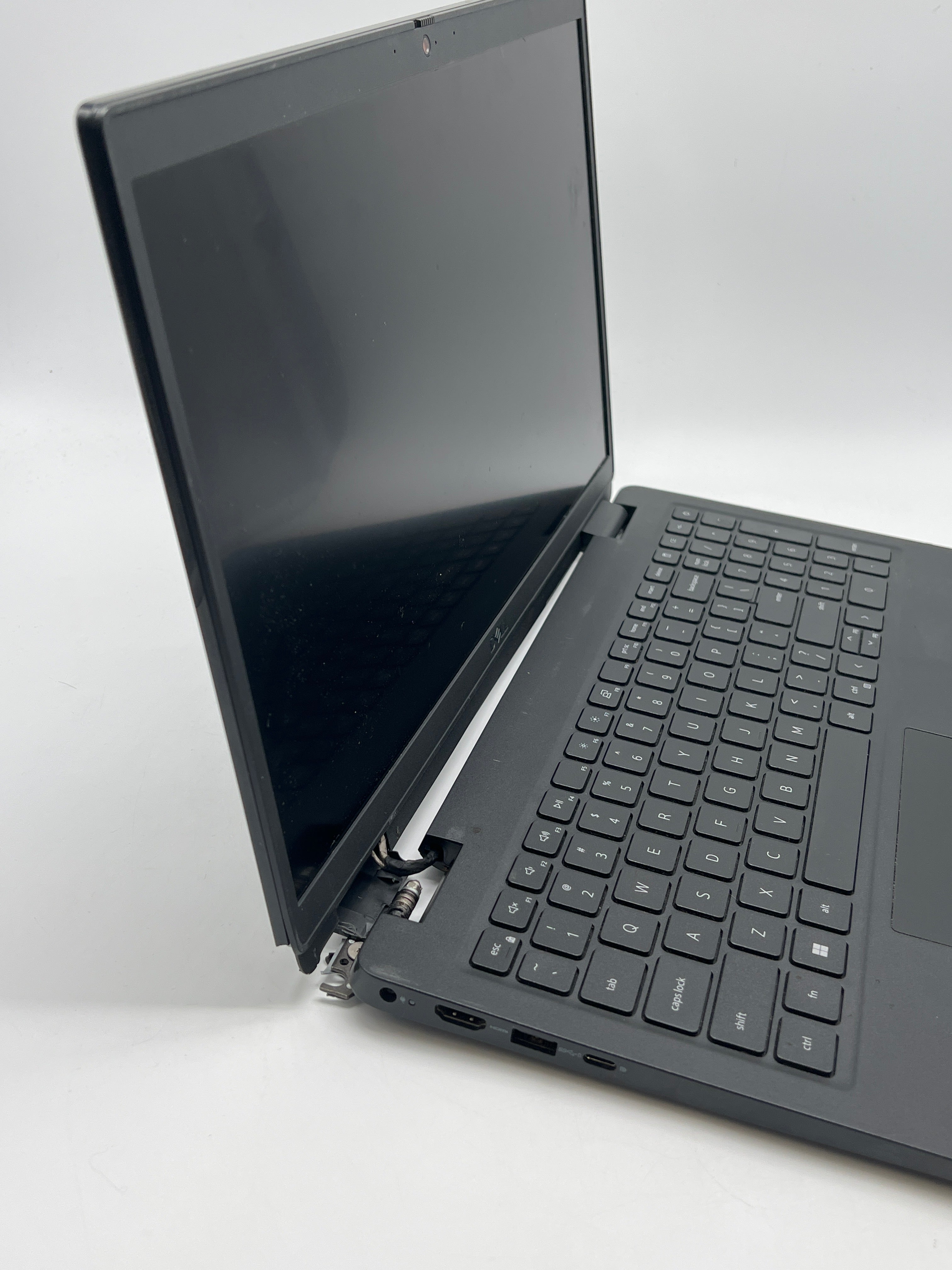 Dell Latitude 3520 i5-1135G7 8GB RAM 256GB SSD - For Parts (Read)