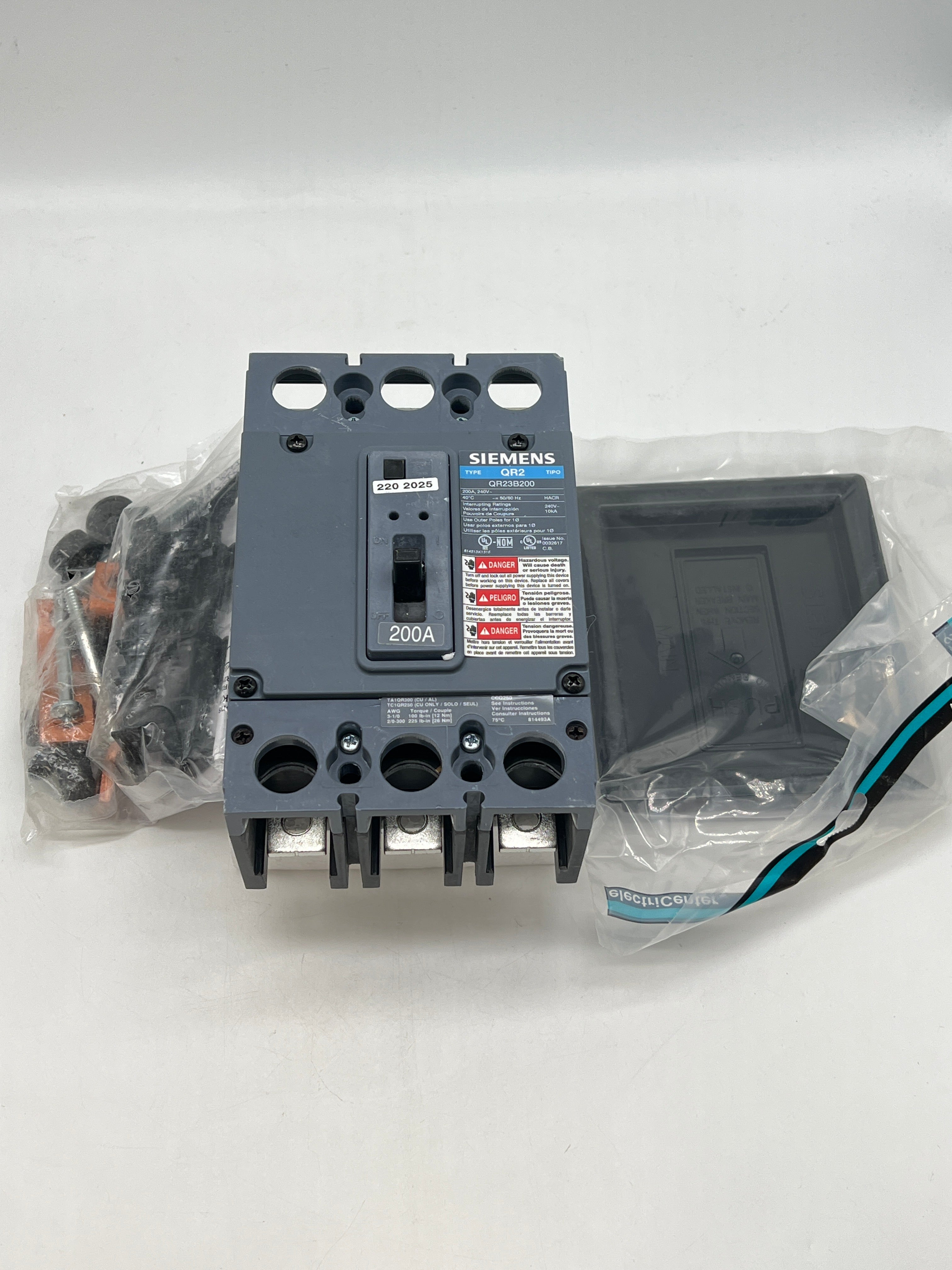 Siemens MBK3200R Main Breaker 200A - New Open Box