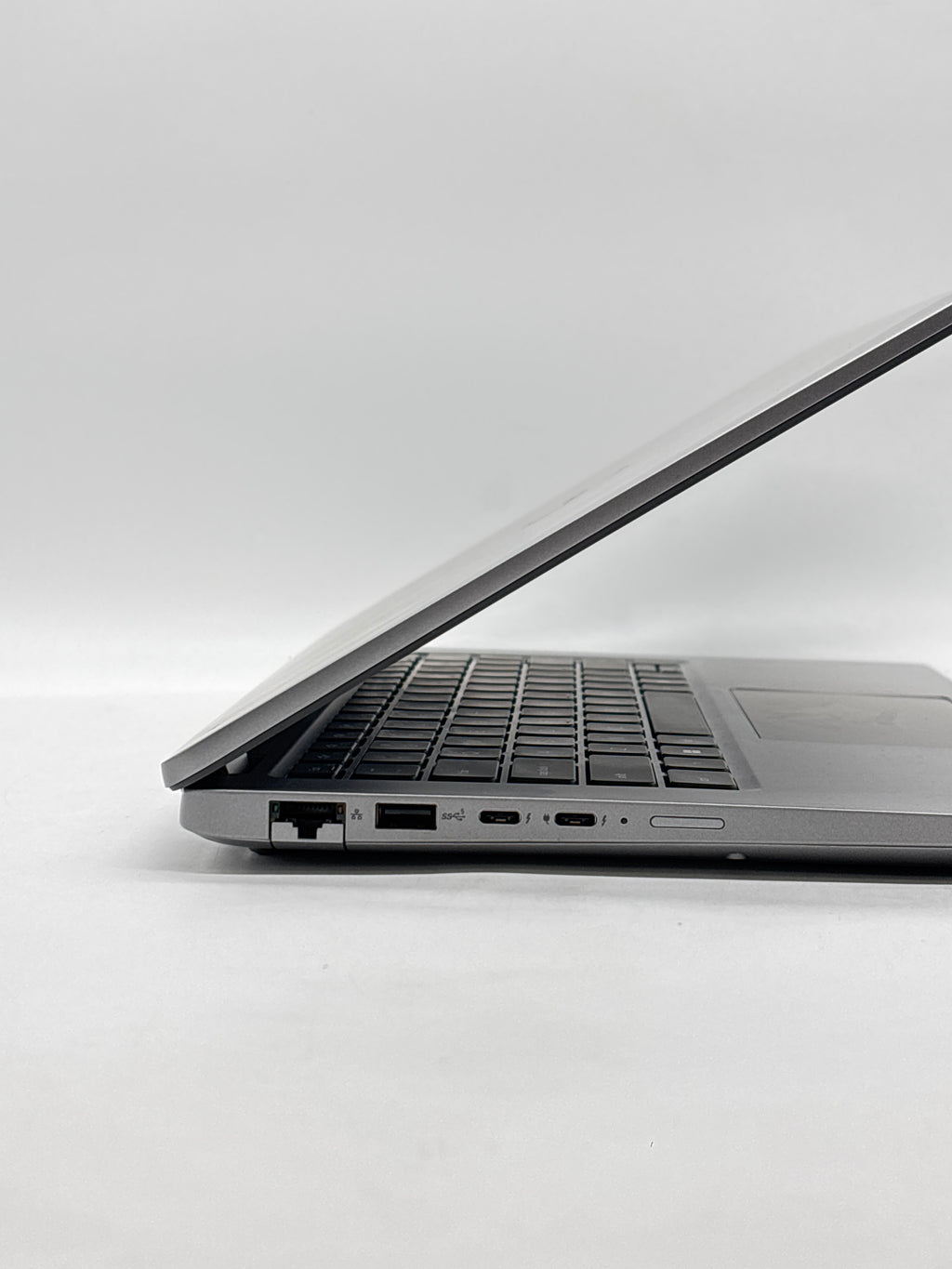 Dell Latitude 5450 14 in Ultra 7 165H 32GB RAM 512GB SSD Silver - Used