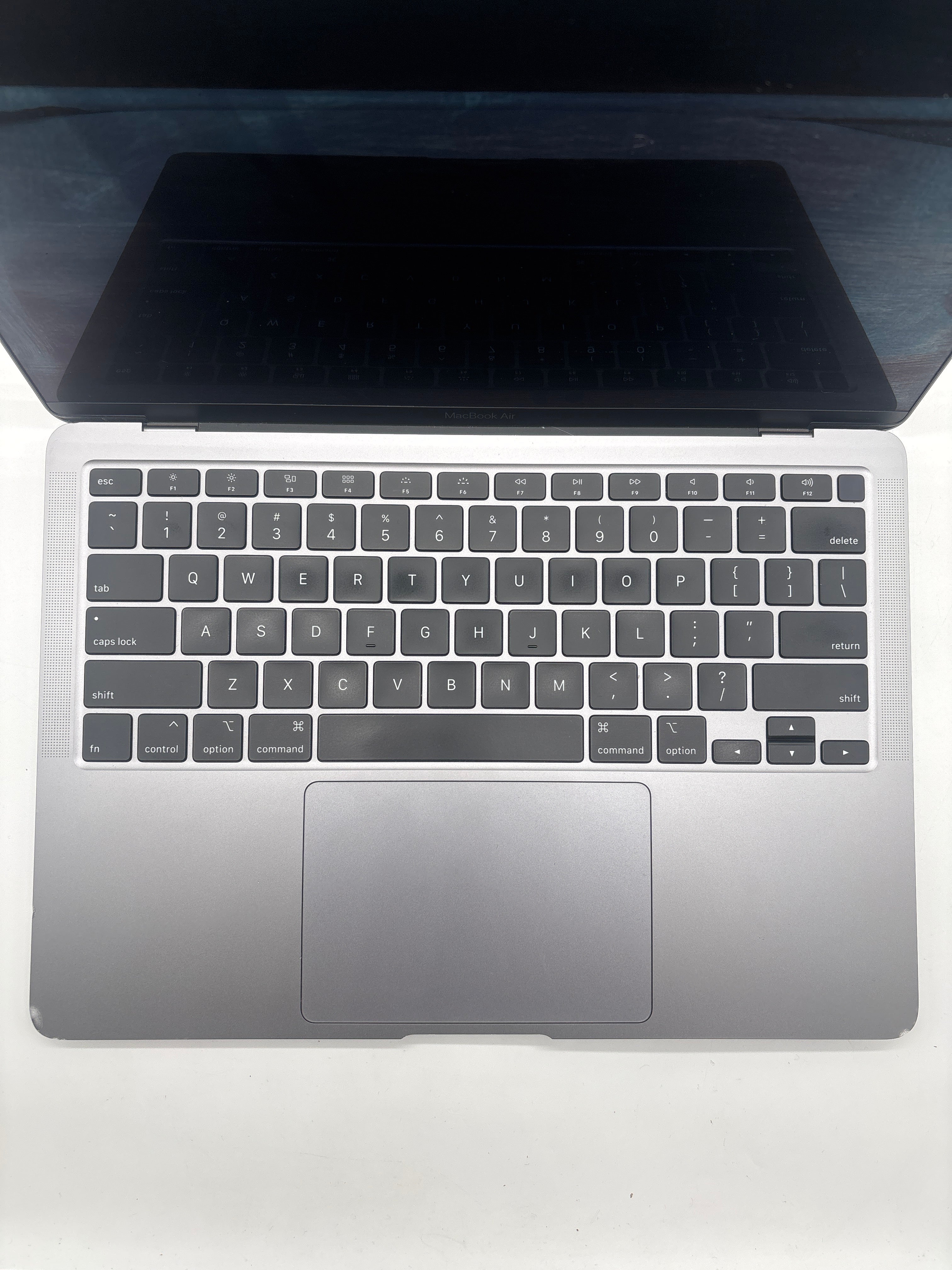 Apple MacBook Air 13.3" A2179 2020 i3 8GB RAM 128GB SSD - For Parts (No OS)