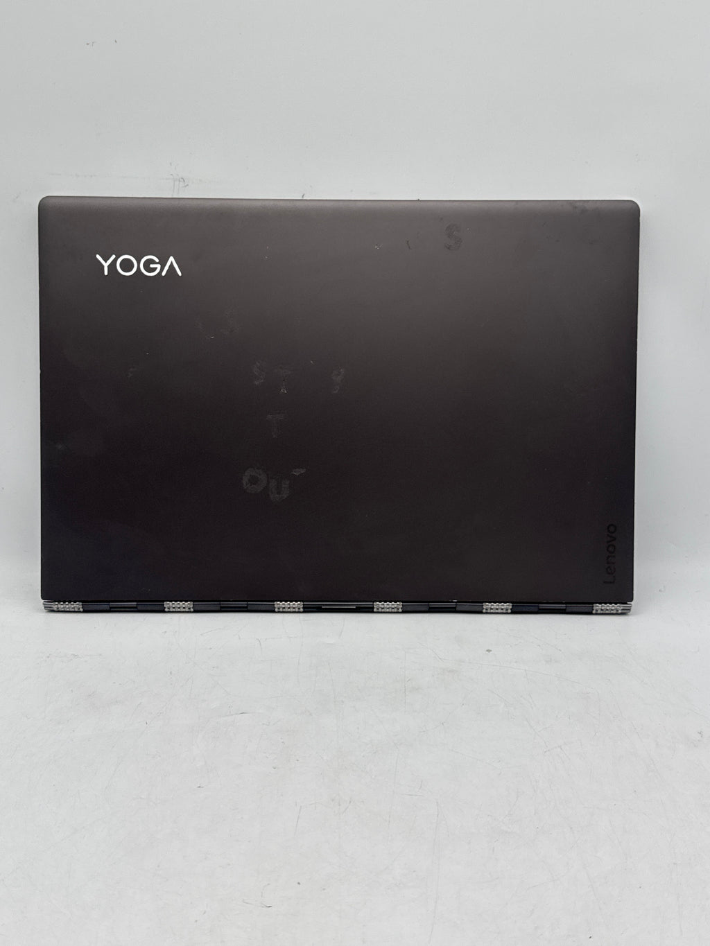 Lenovo Yoga 910-13IKB 13in Core i7 7500U 8GB RAM 256GB SSD - Read