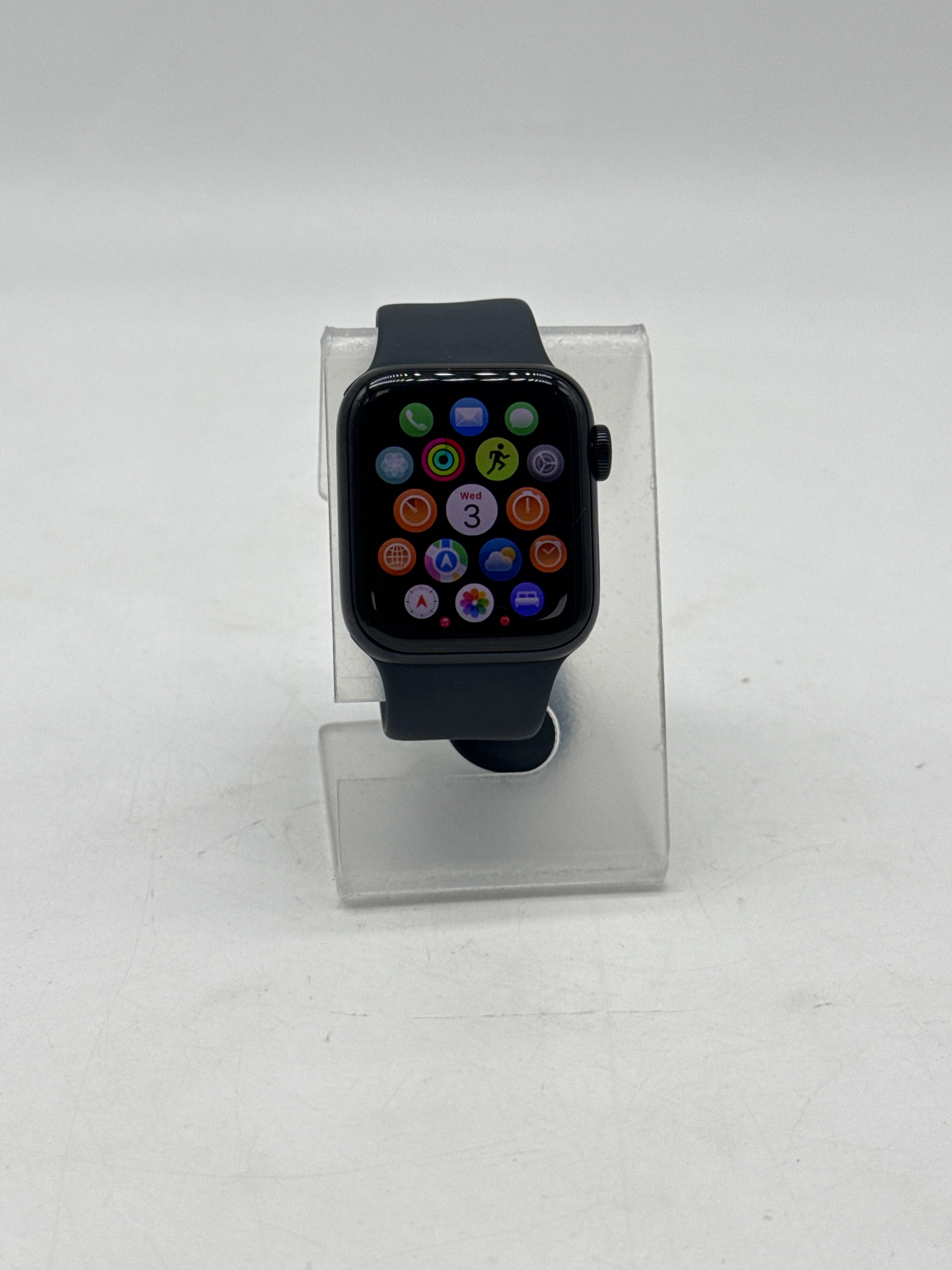 Apple Watch SE 3 Cellular GPS A3326 40mm Aluminum - Used with Box