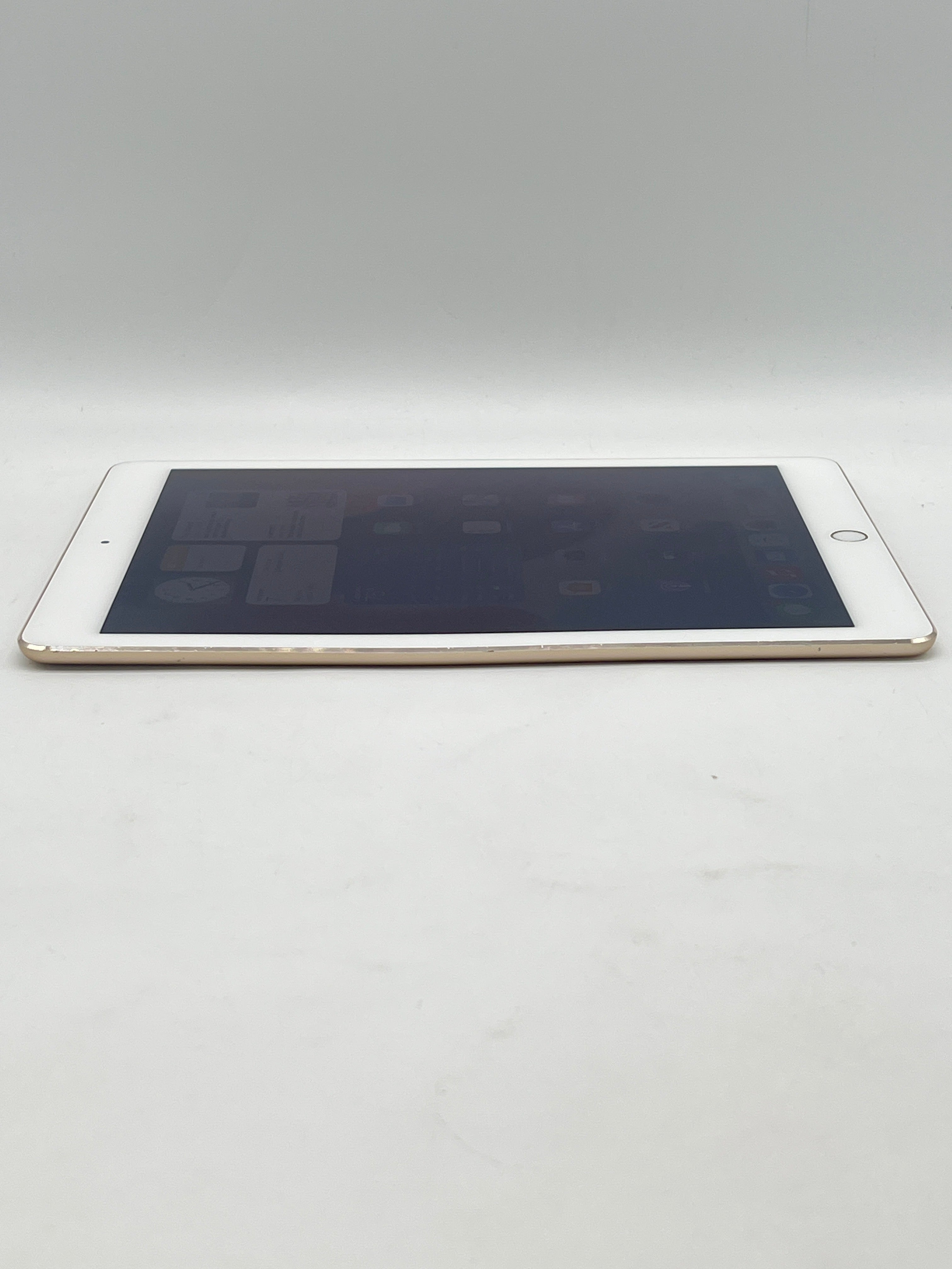 Apple iPad Air (2nd Gen) A1566 16GB Wi Fi - Used