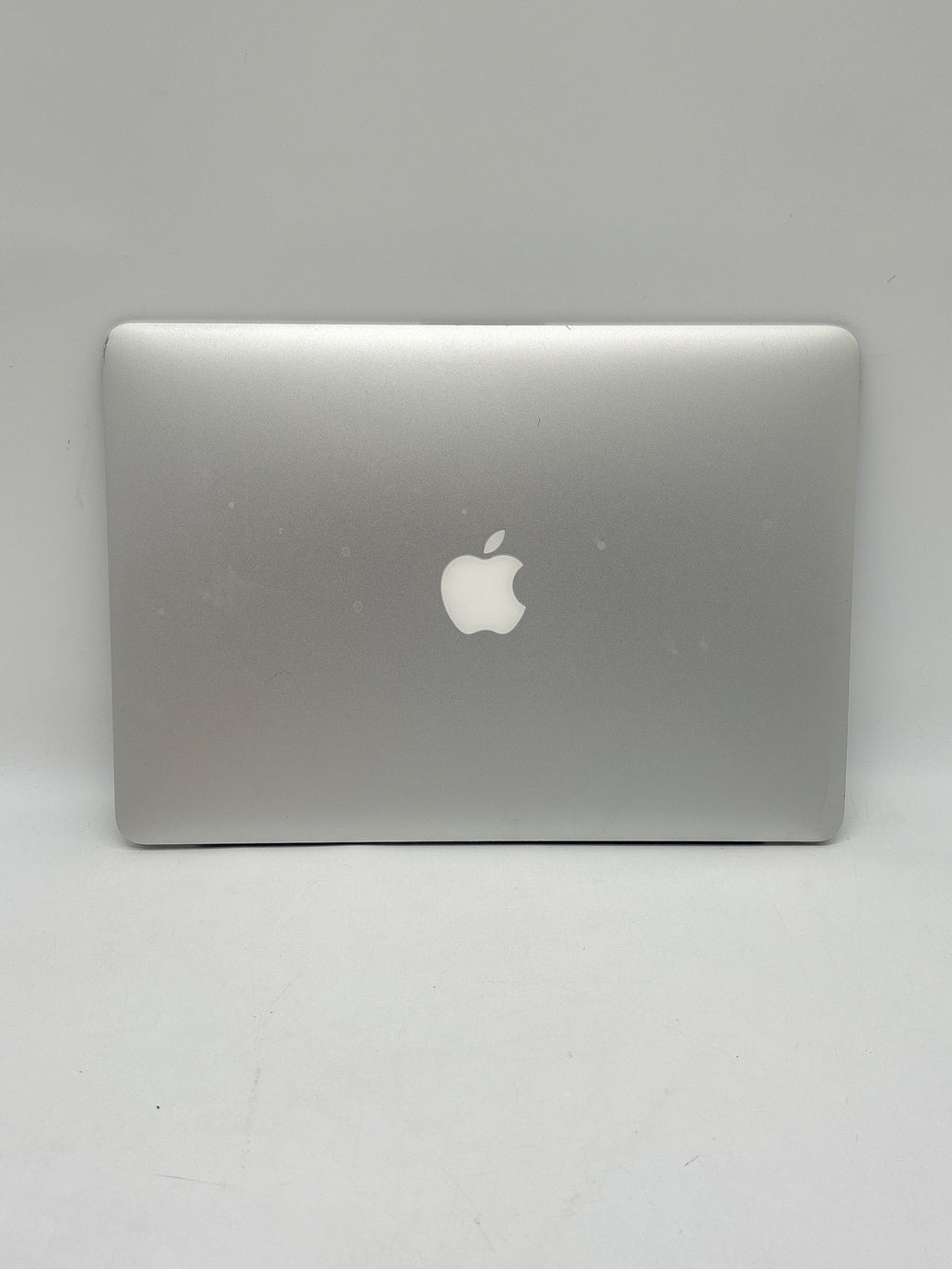 Apple MacBook Air 13" A1466 2015 i7 8GB ram 256GB SSD - For Parts (Read)