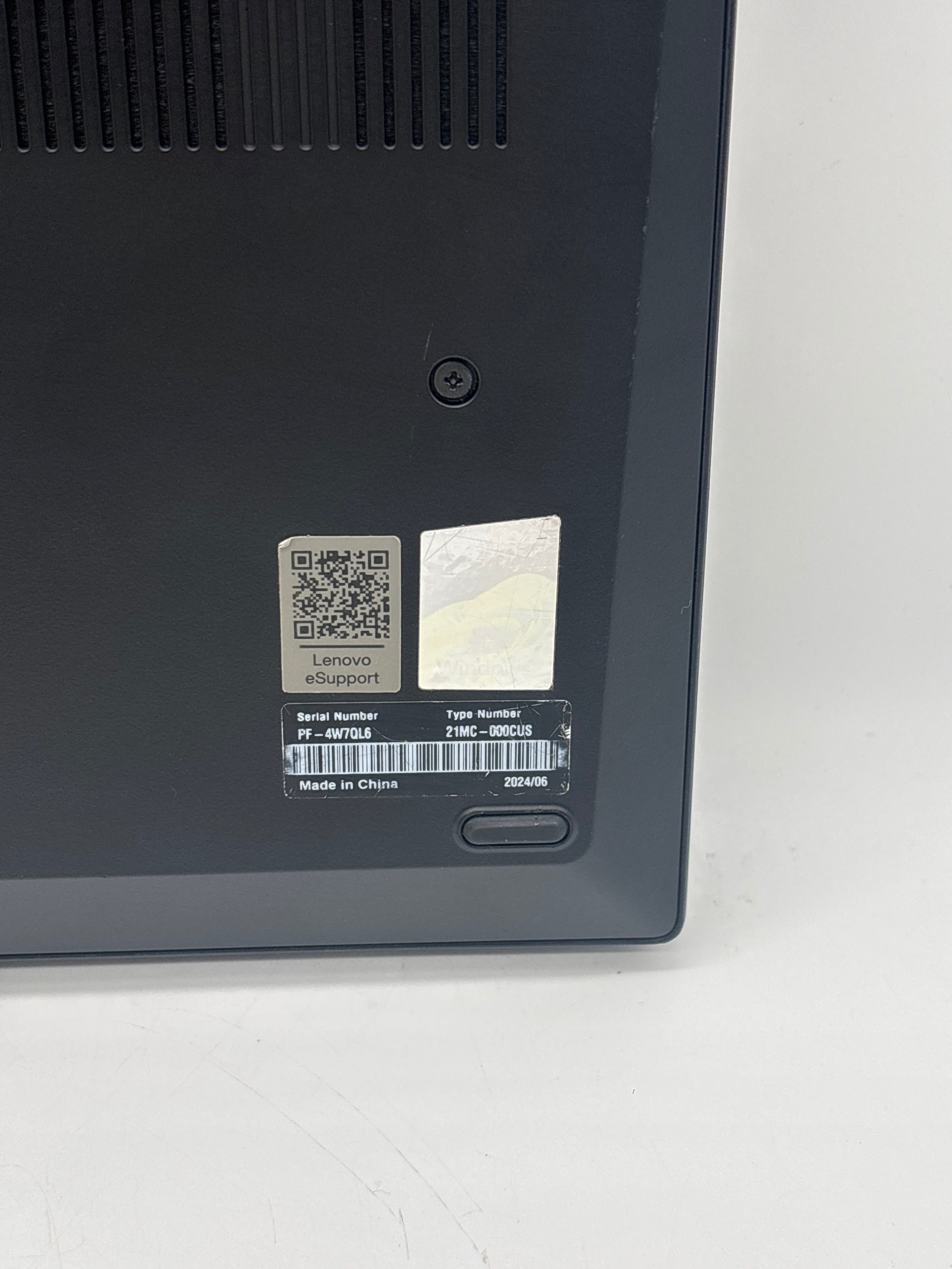 Lenovo ThinkPad T14 Gen 5 Ryzen 7 Pro 8840U 16GB RAM 512GB SSD - Read DESC