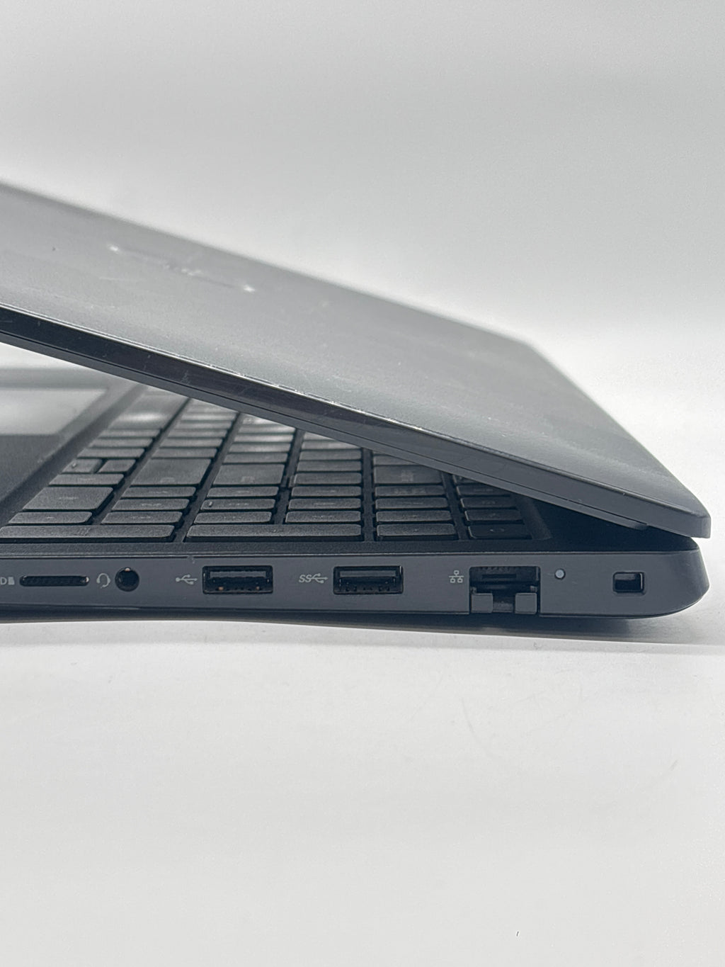 Dell Latitude 3520 i5-1135G7 8GB RAM 256GB SSD